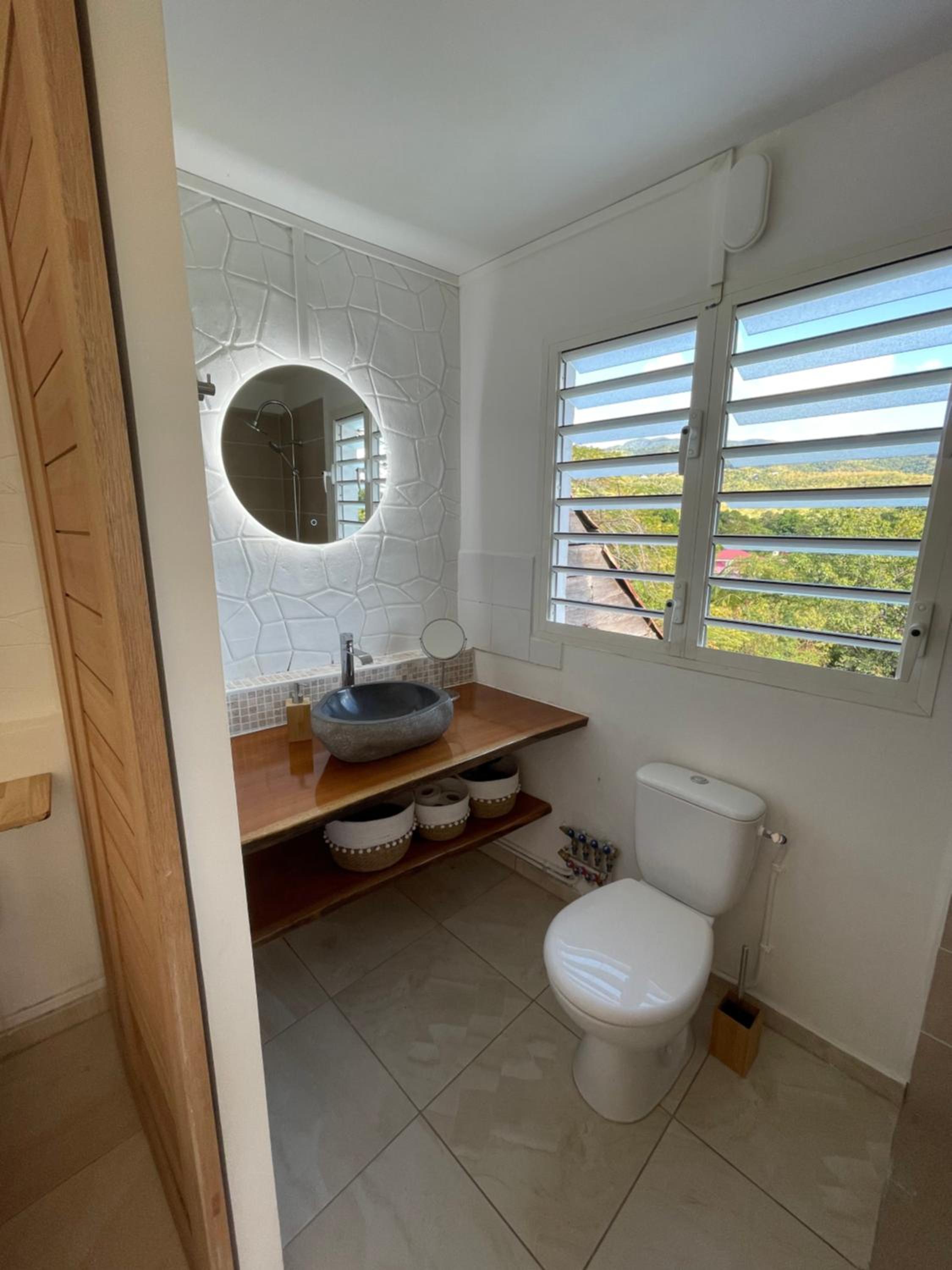 Tropic Valley Lodge view 2