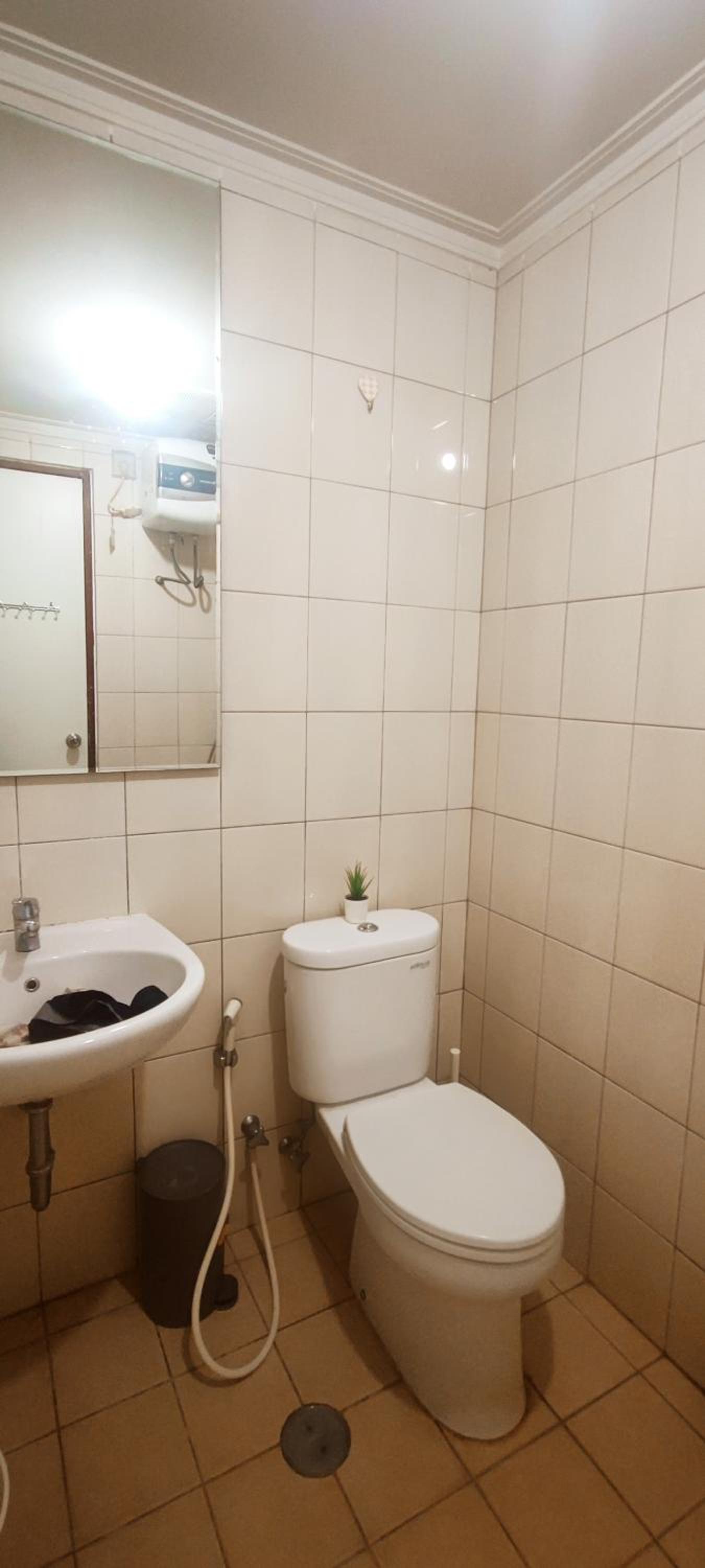 Royal Deluxe & Private Apartments - West Jakarta