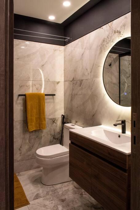 ¡Nuevo y elegante apartamento!