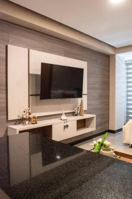 ¡Nuevo y elegante apartamento!