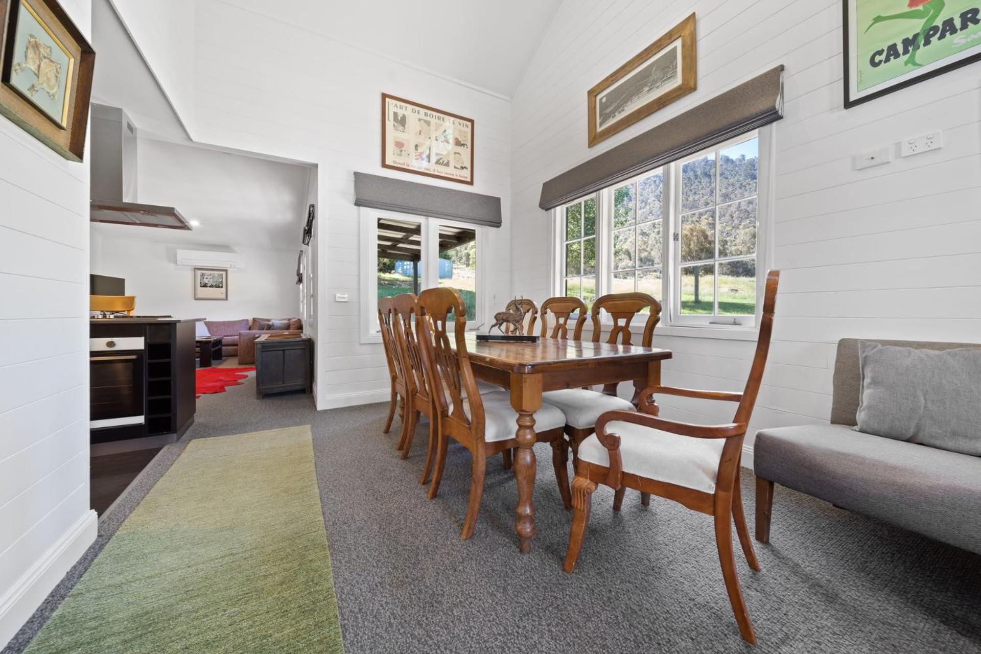 Tukidale Cottage - 3BR Cottage l WiFi l Air-Con l Relaxing Location