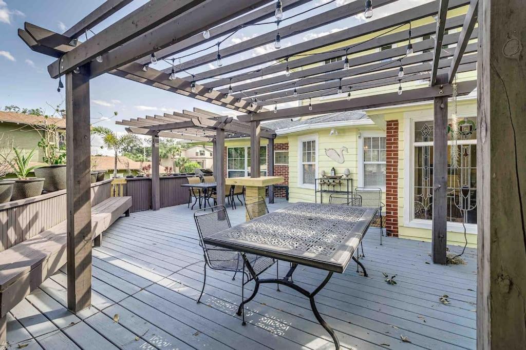 Success Historic - Luxury Home for Large Groups - 5 Min Walk to FSU view 5
