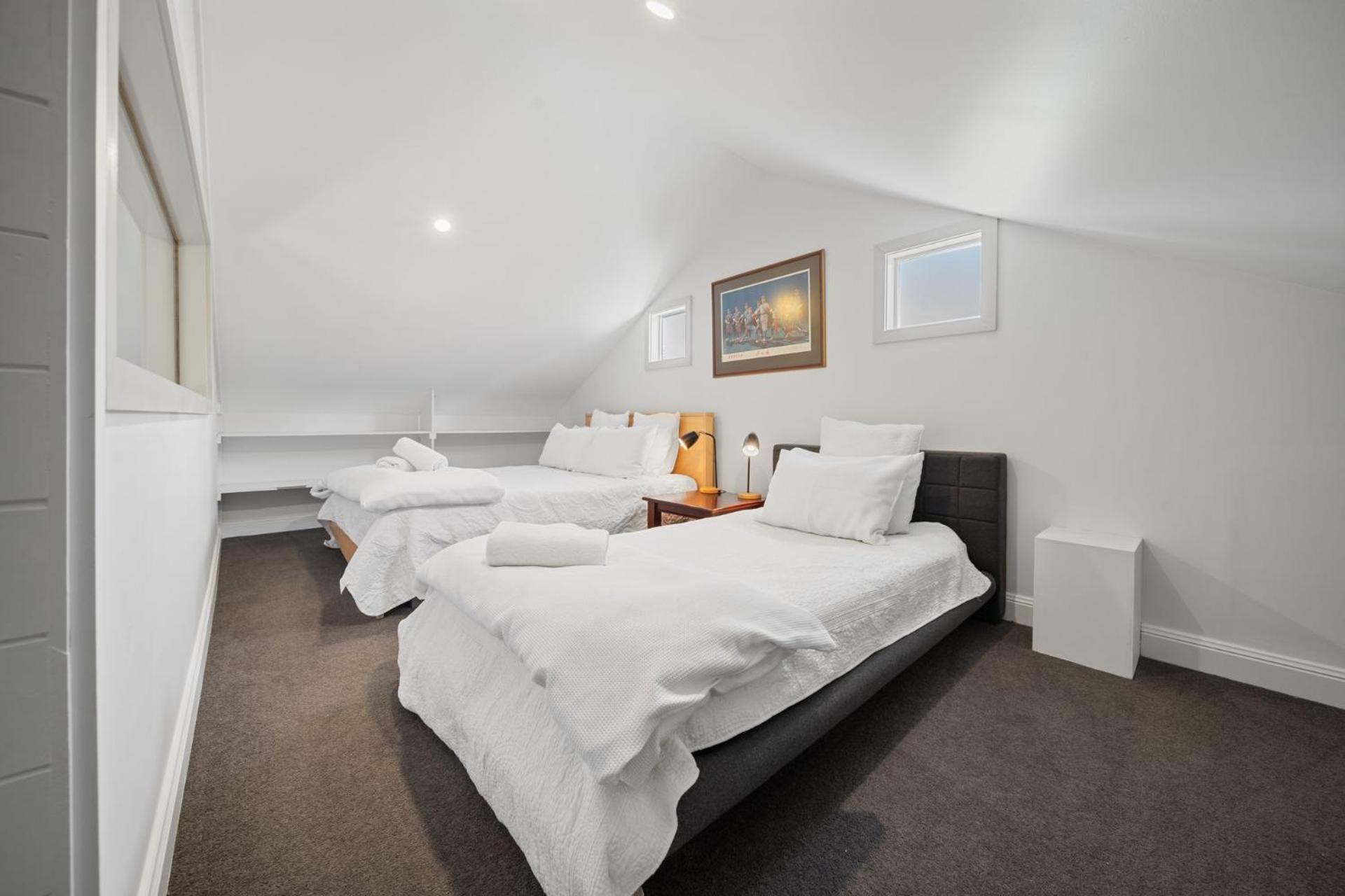 Tukidale Cottage - 3BR Cottage l WiFi l Air-Con l Relaxing Location