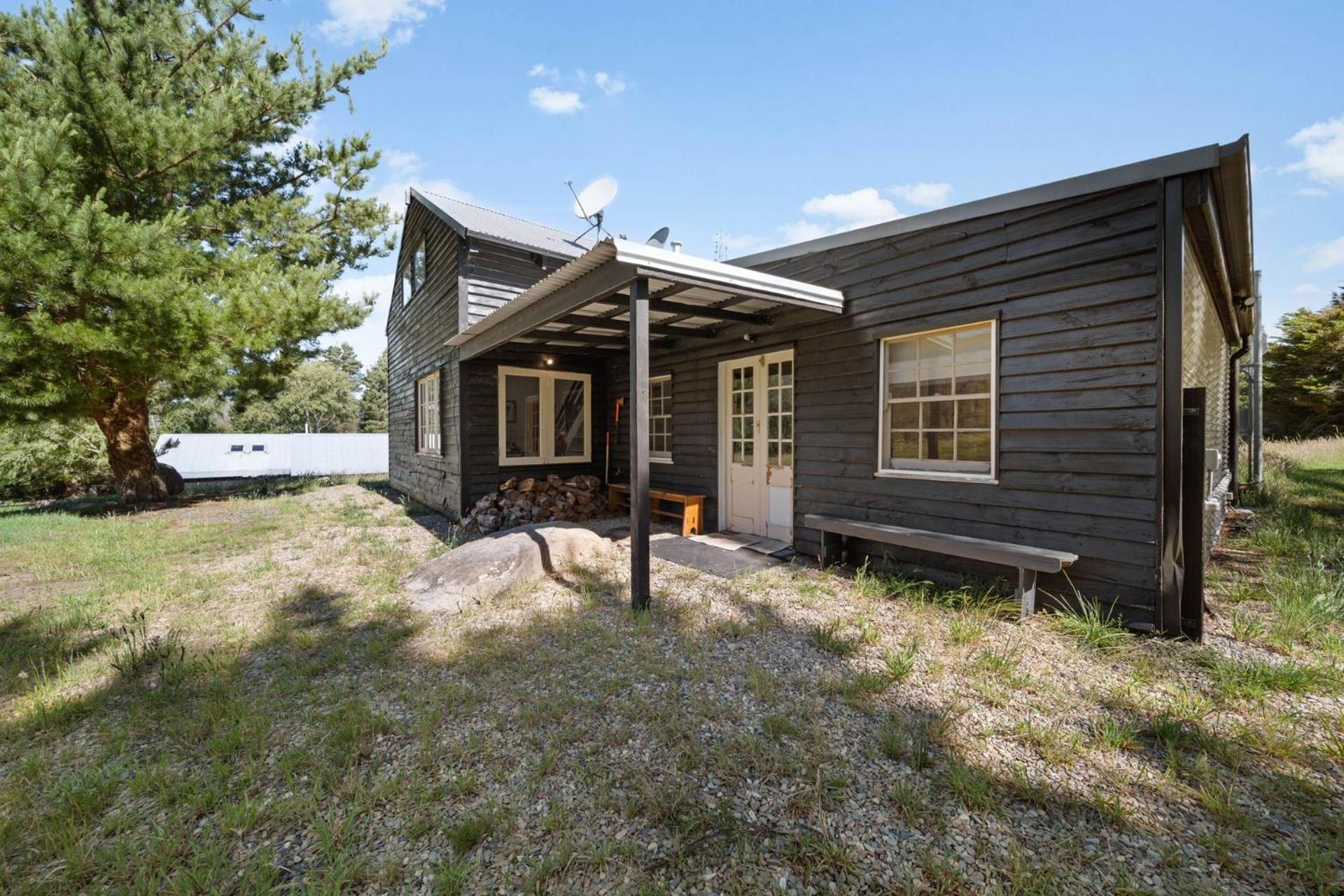 Tukidale Cottage - 3BR Cottage l WiFi l Air-Con l Relaxing Location