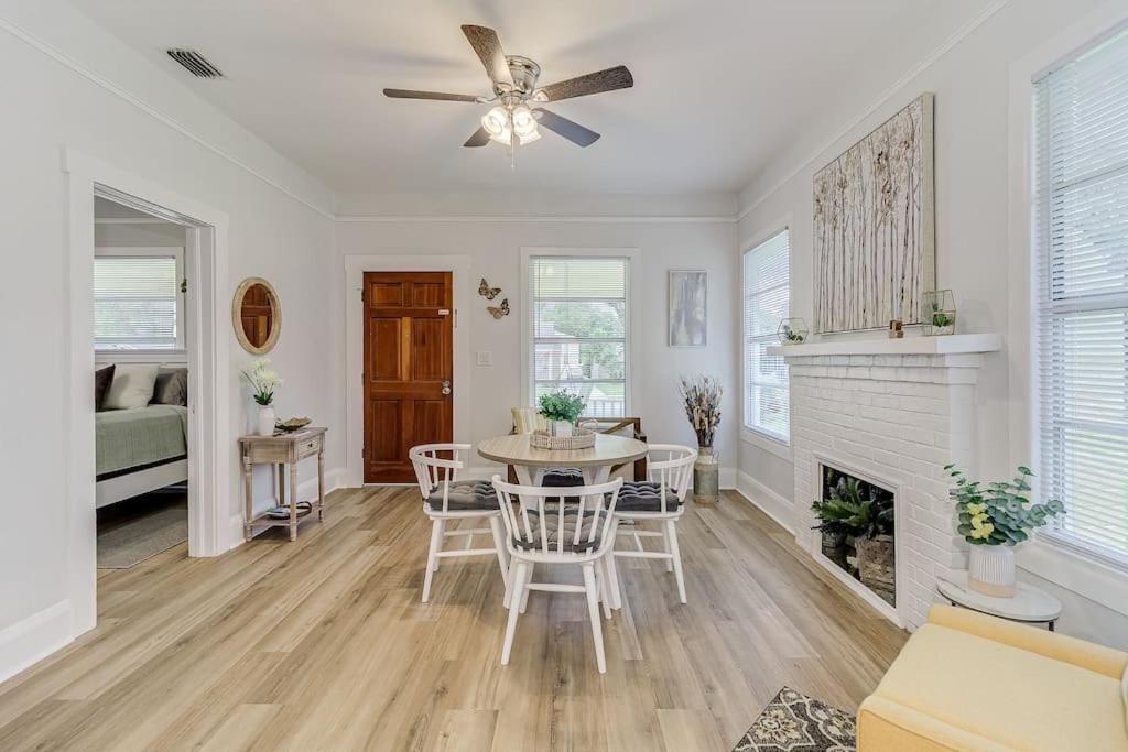 Pennsylvania Bungalow - Historic Home in Downtown Lakeland view 3