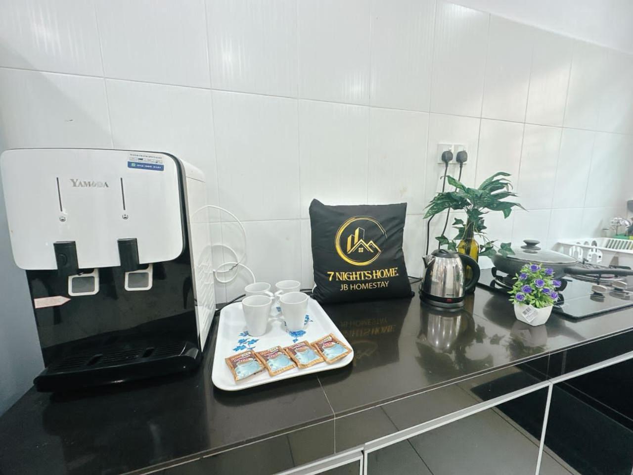 A03 Spacious Homestay In Dato Onn