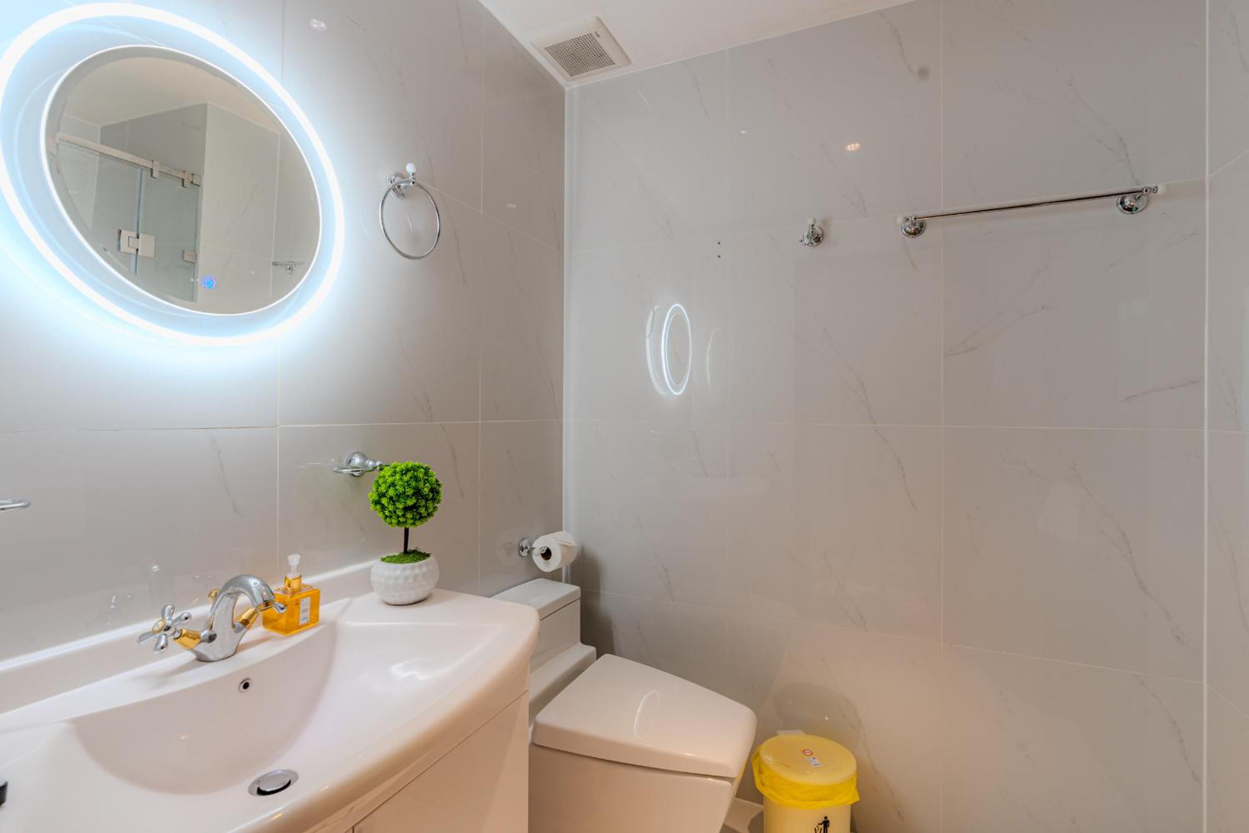 Léman Luxury Apartment District 3 HCMC