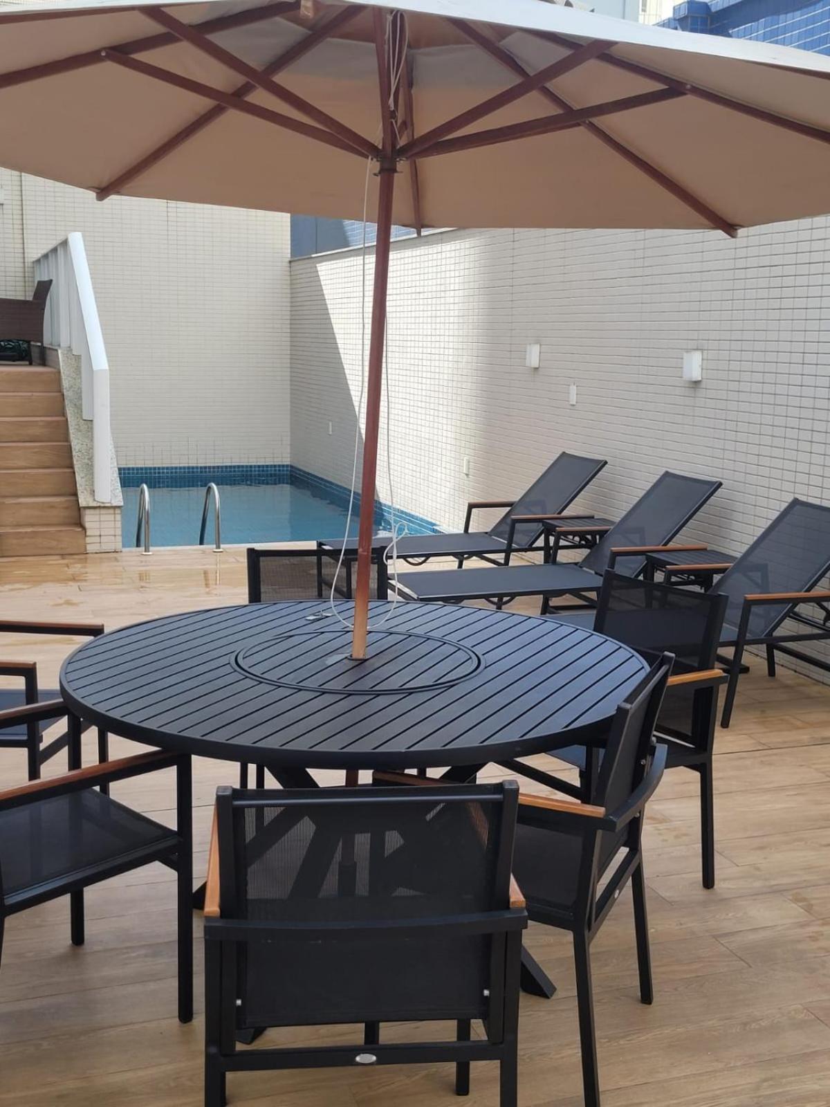 4 suítes, piscina exclusiva, barra sul, B.Camboriú