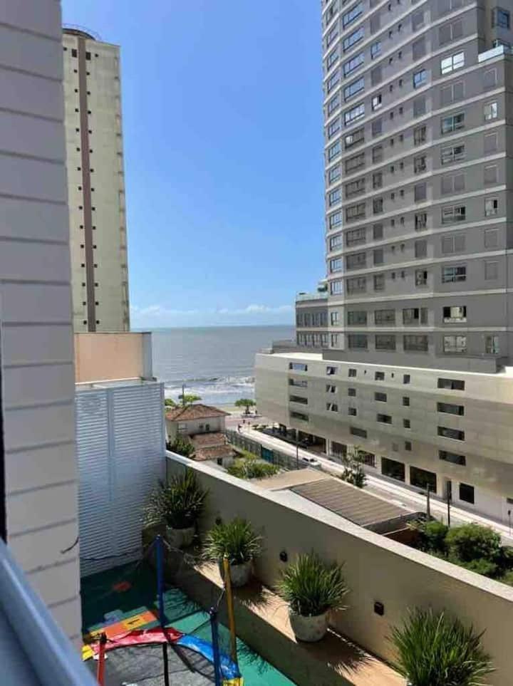 4 suítes, piscina exclusiva, barra sul, B.Camboriú
