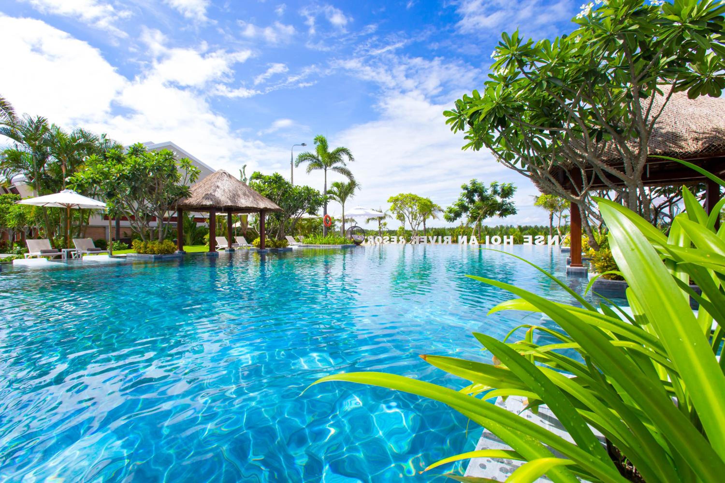 Silk Sense Hoi An River Resort - Green Luxury Escape
