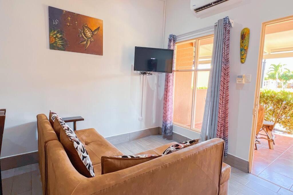 Villa Paraíso banano 9, near to the beach & Pool