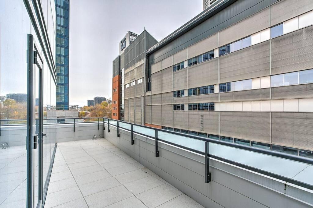 Luxury Downtown Escape Pool & Free Parking
