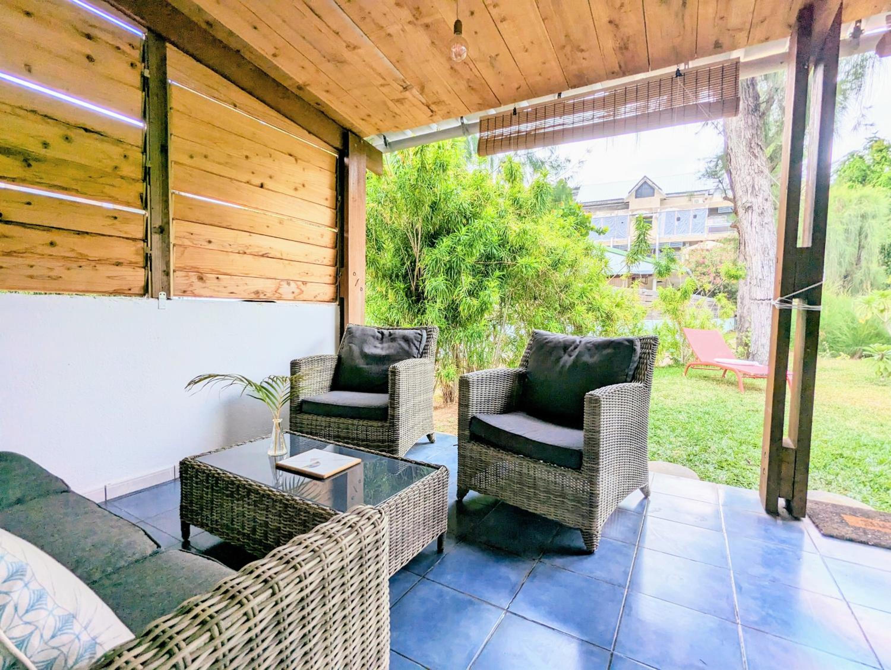 La Beach House des 3 Roches - accès privé à la plage view 5