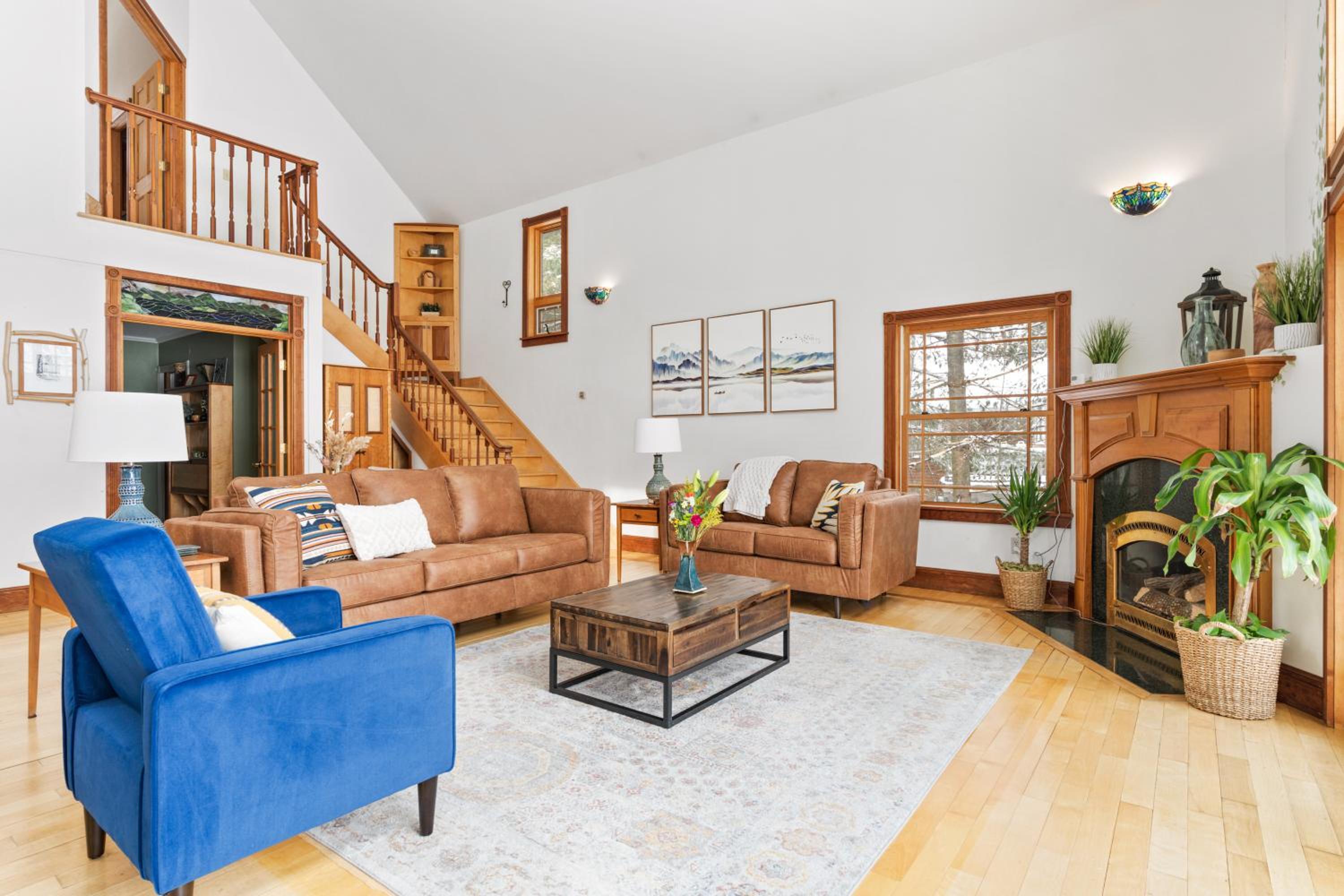 Spacious Lakefront Retreat w/Stunning Views view 2