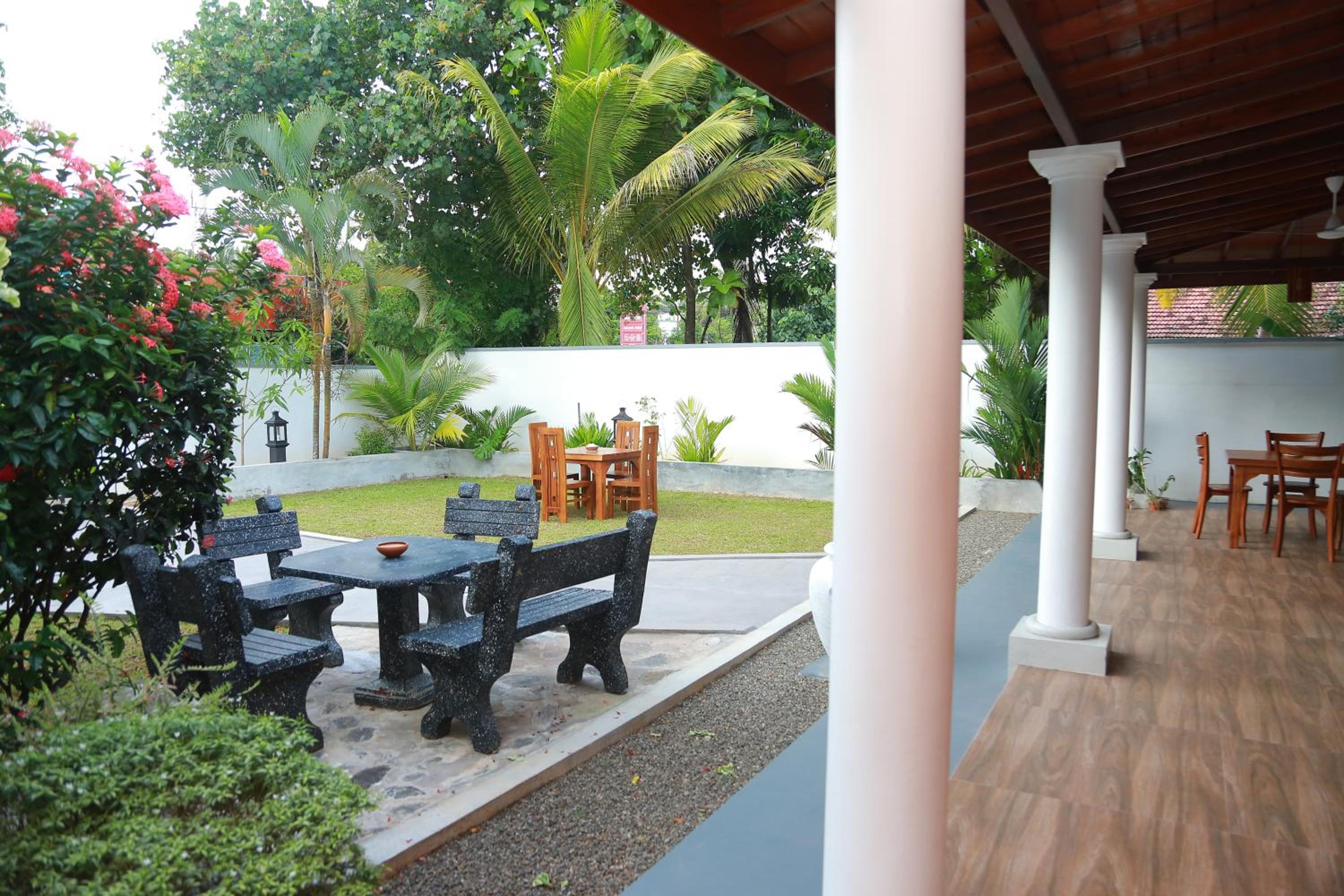 Rupa Villa