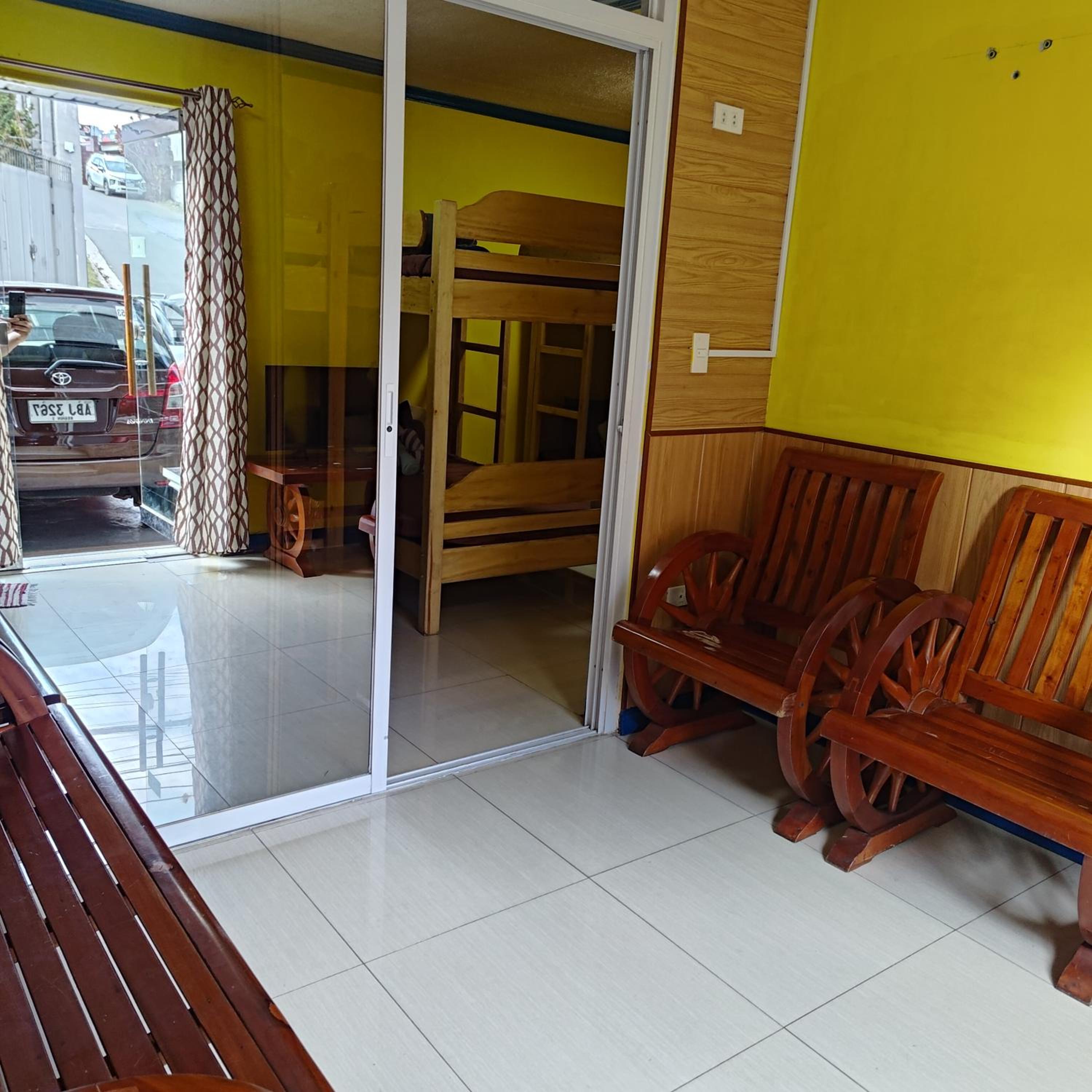 Photo 6