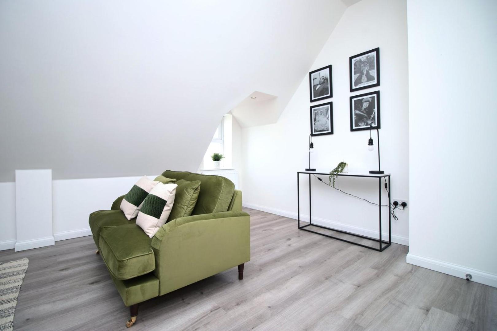 Mayville Avenue Bristol (1 BR with Free parking) view 5