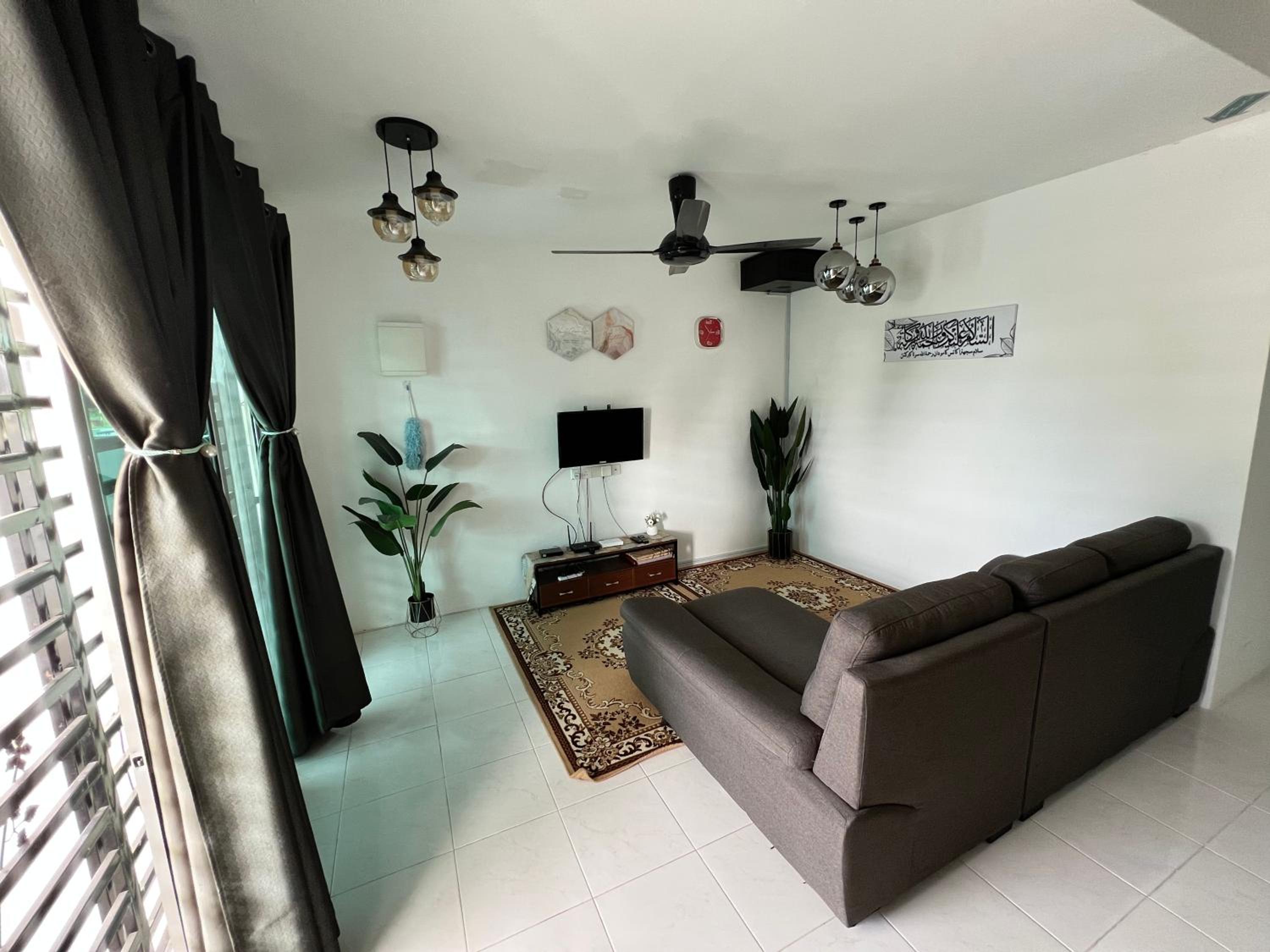 Chempaka Homestay (Near to UTP UiTM Seri Iskandar) photo 4