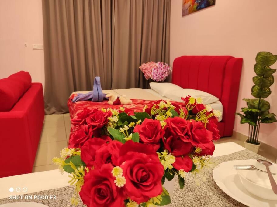 CD3102-Self-check-in-Netflix-Wifi- Parking-Pool-Balcony-Cyberjaya, 2015 photo 7