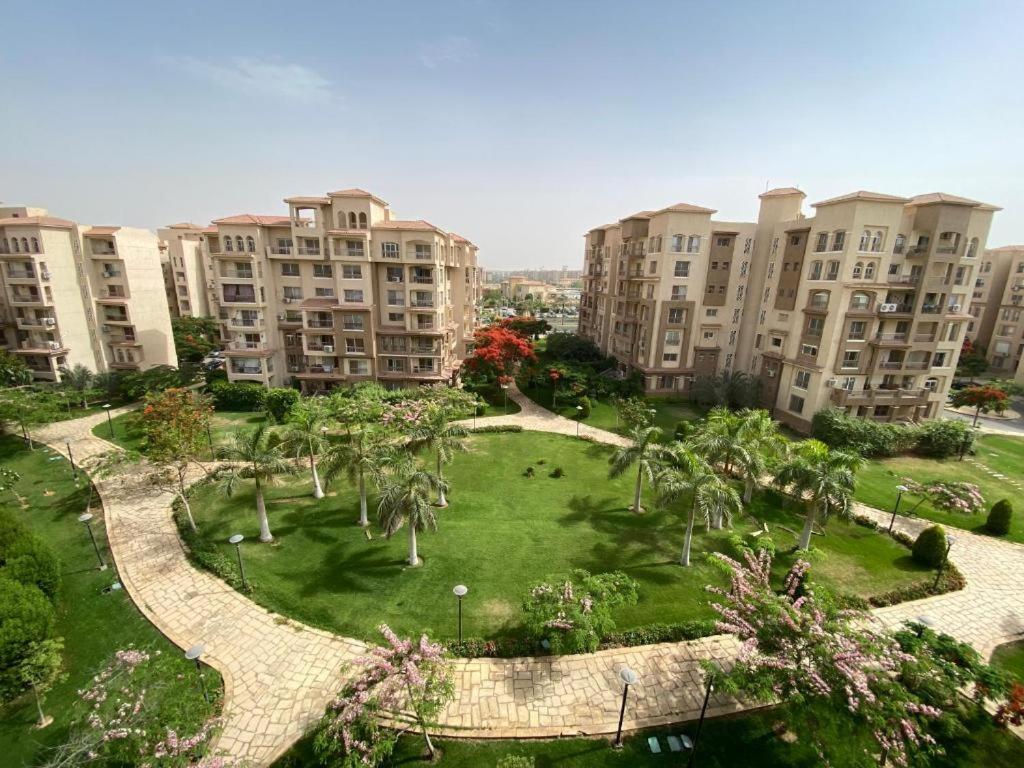 B.G luxury apartment near Air Mall view 2