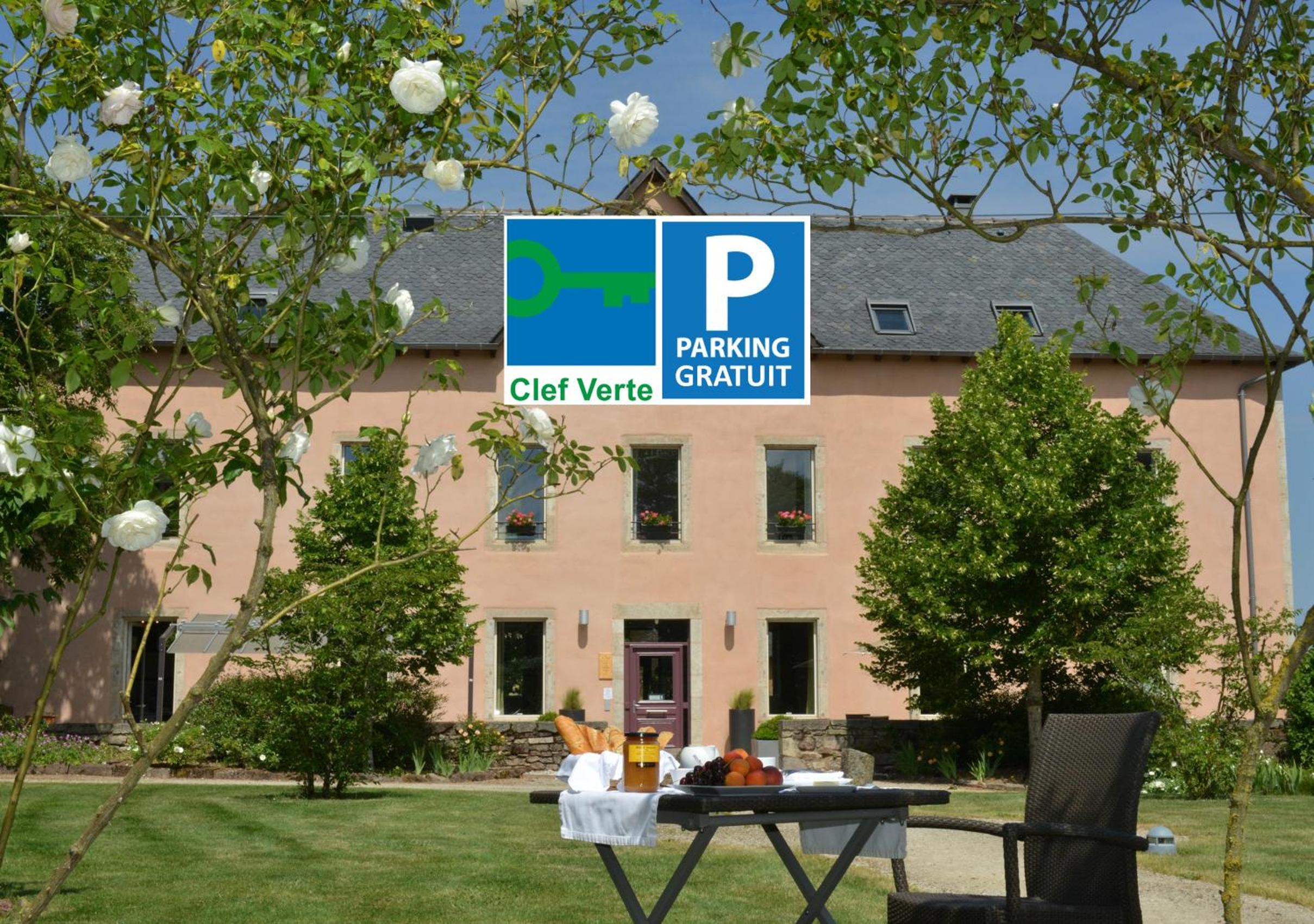 Rodez Vacations - HOTEL LA FERME DE BOURRAN - ecoresponsable parking gratuit - Property Image 1