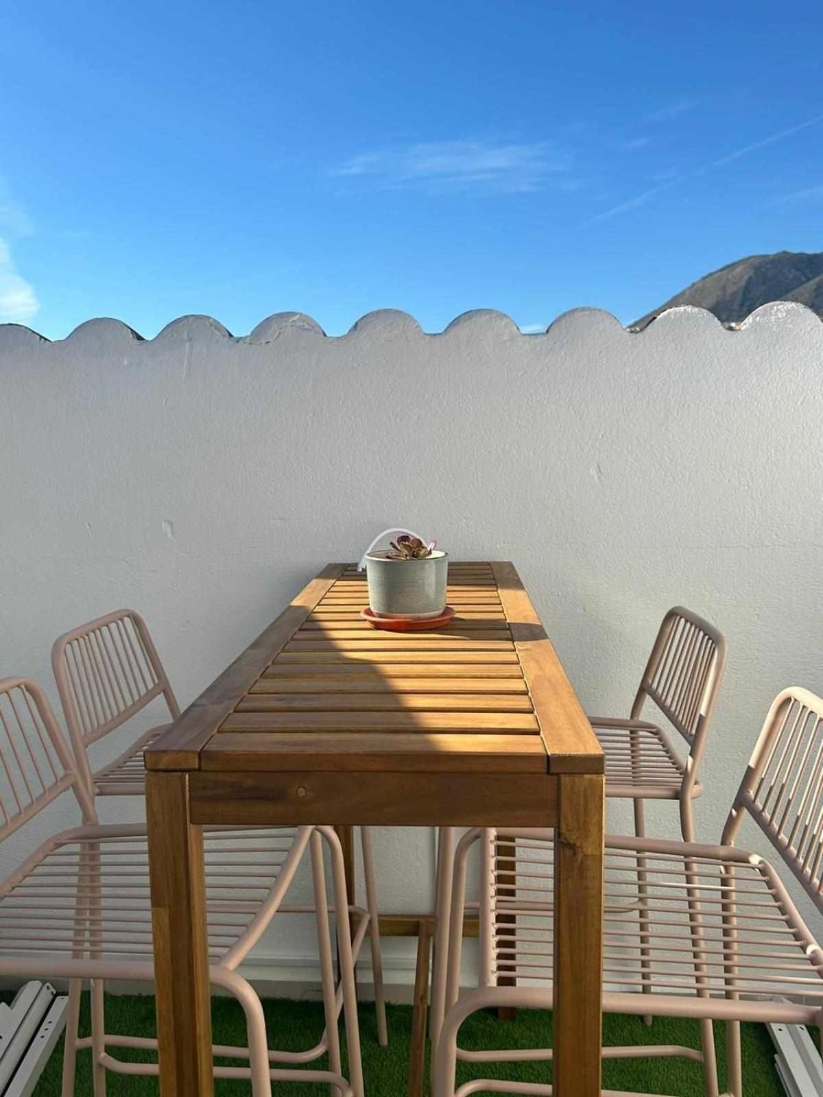 Acogedor apartamento con piscina en Benalmádena.