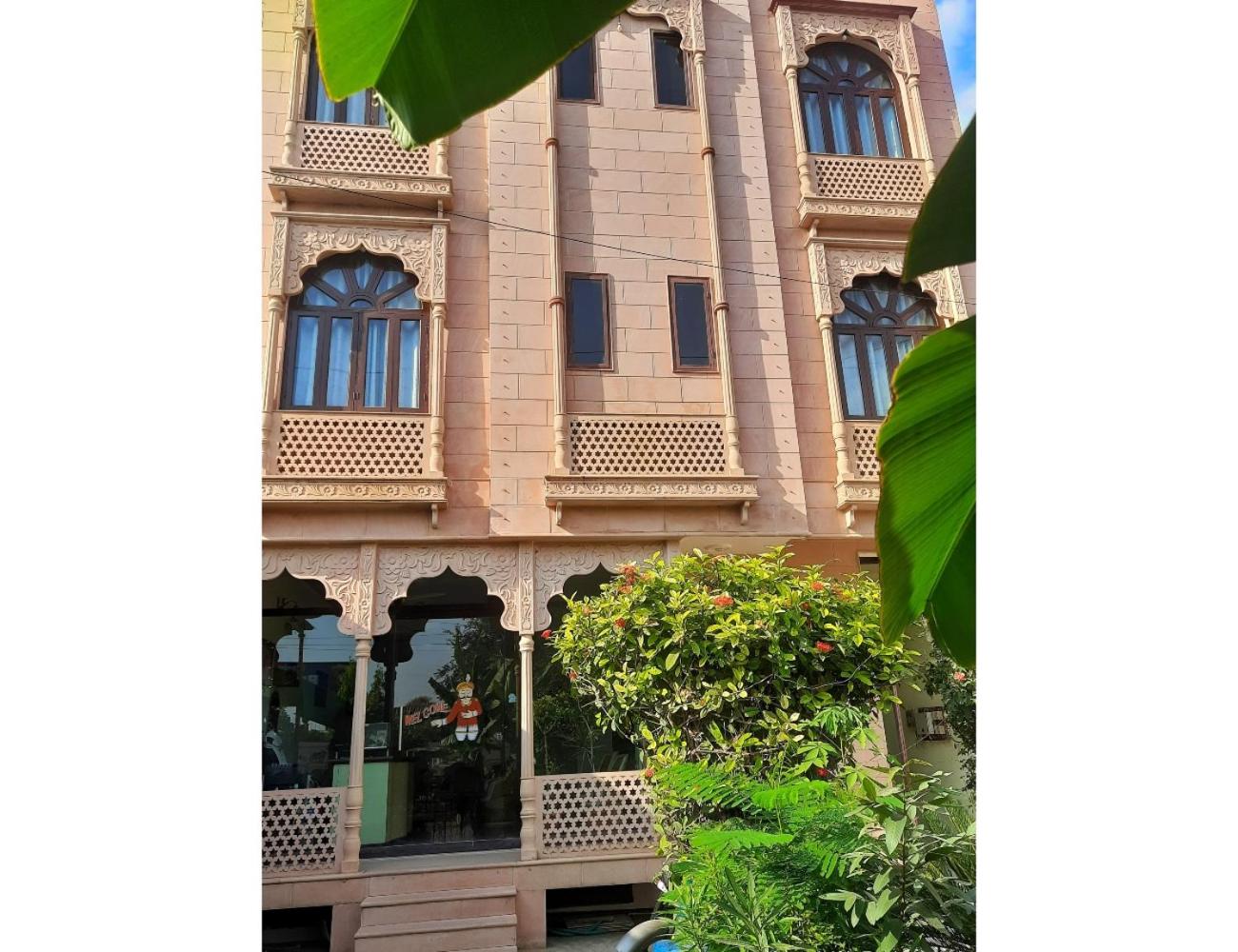 Hotel Ranthambhore Palace, Sawai Madhopur, RJ