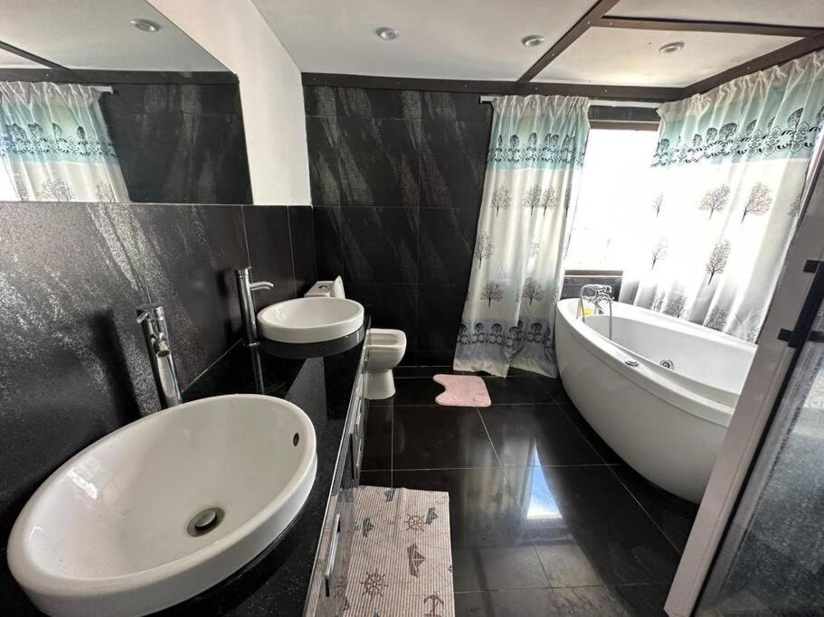 Cosy 2 bedroom in Flic en Flac photo 3