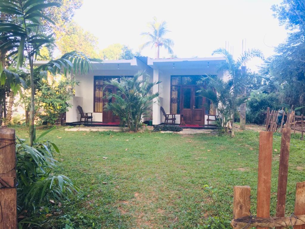 Pineapple inn view 5