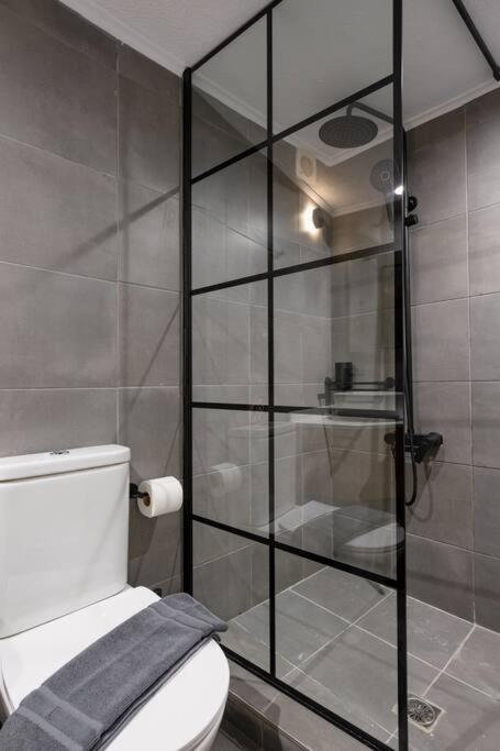 Urban Luxury Suite - Heraklion city center photo 2