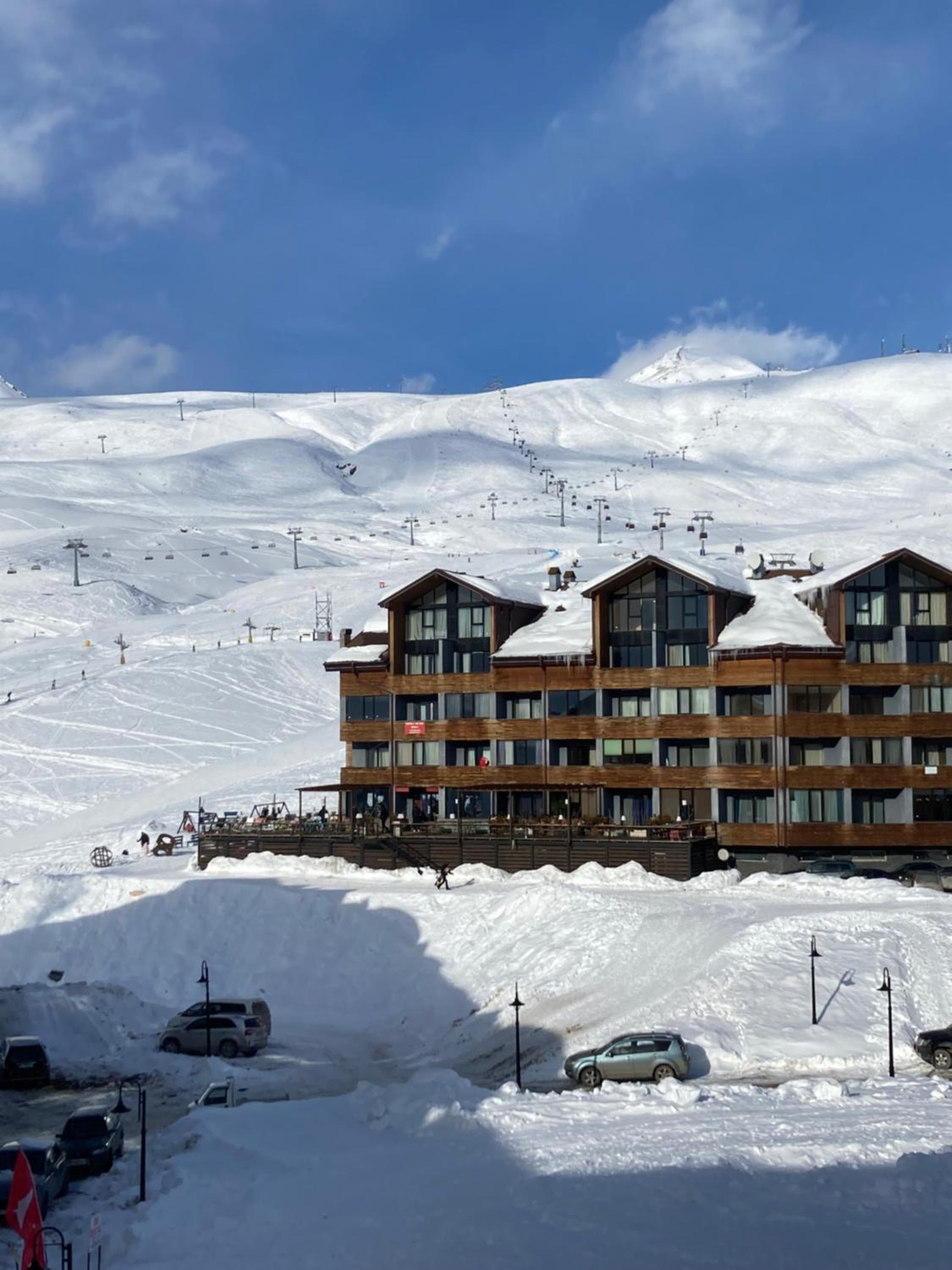 Brand new apartment near Gondola view 4