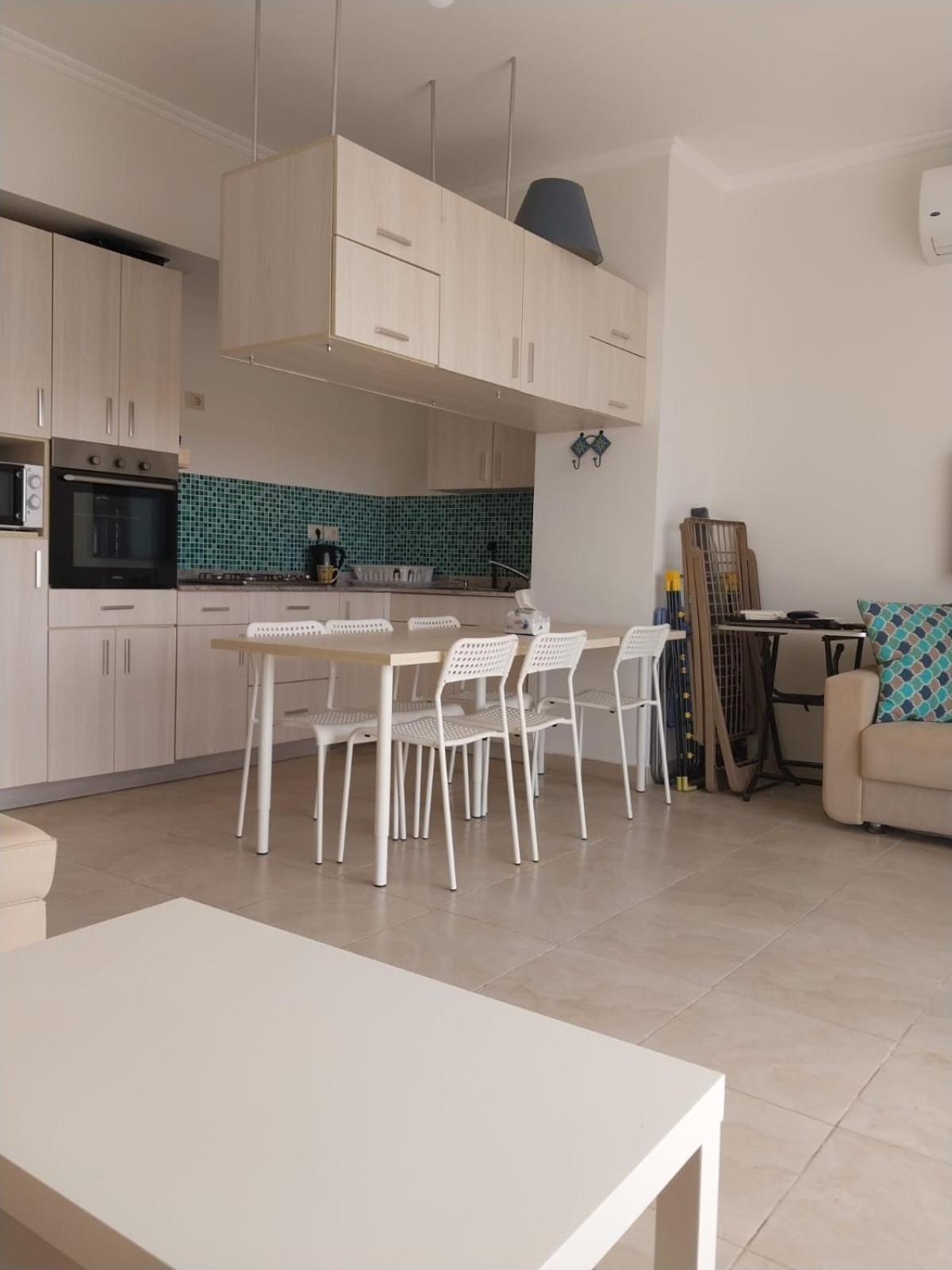 Relaxing open Seaview Apartment