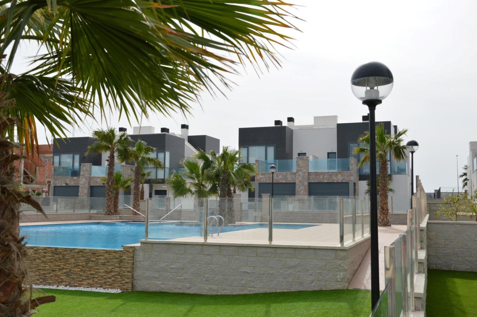 penthouse Oasis Hill Campoamor