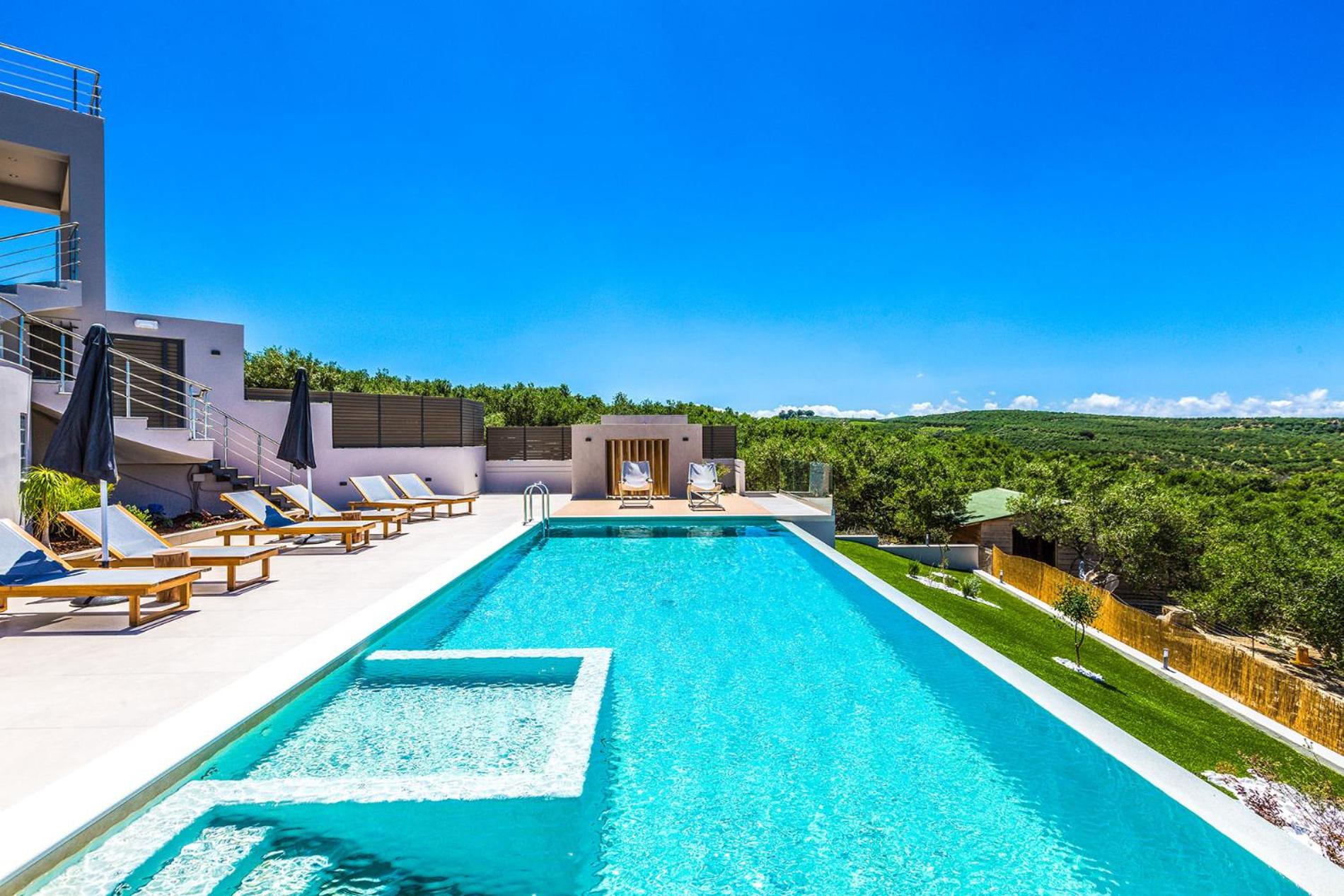 Villa Veggera Chania view 4