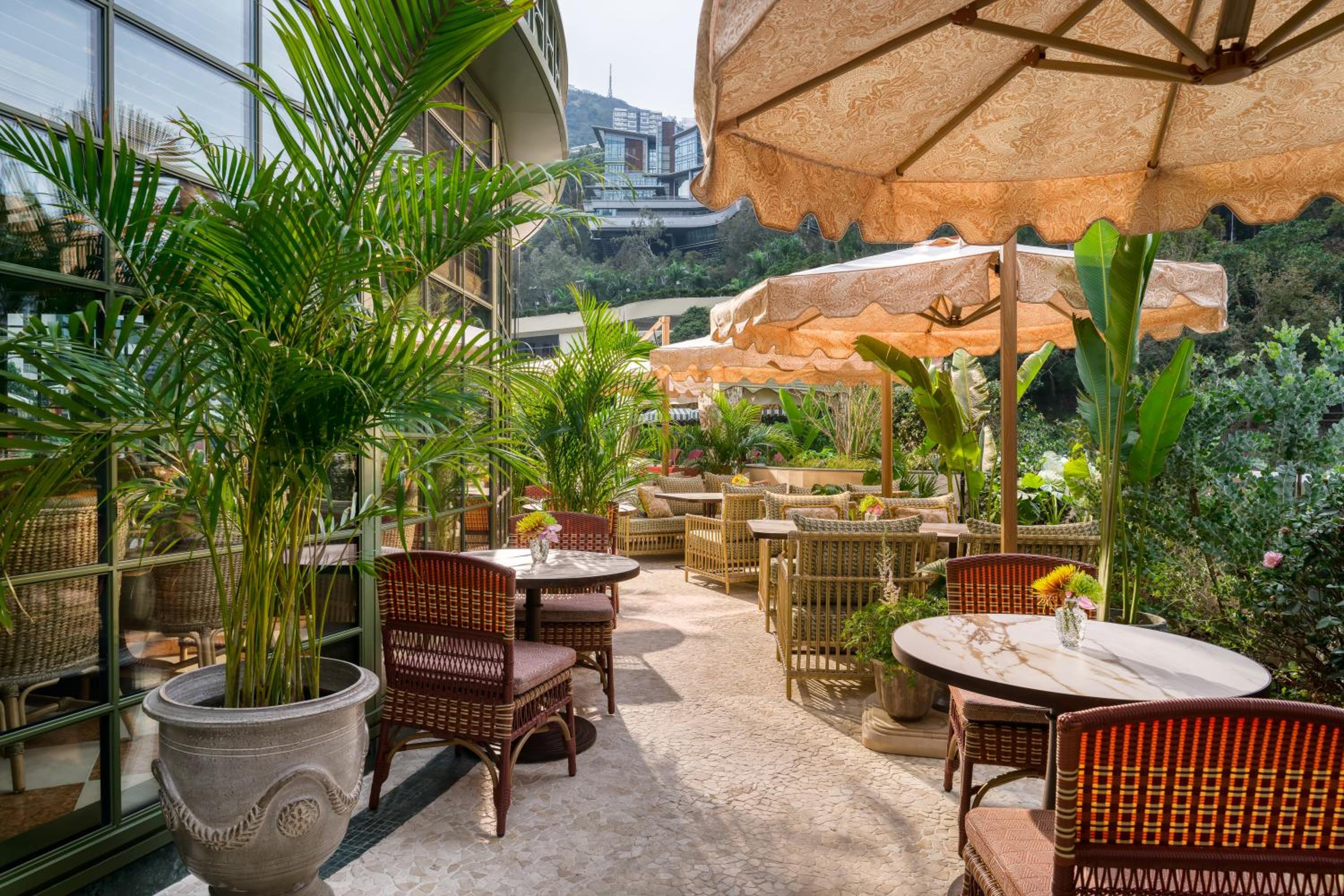 Island Shangri-La, Hong Kong