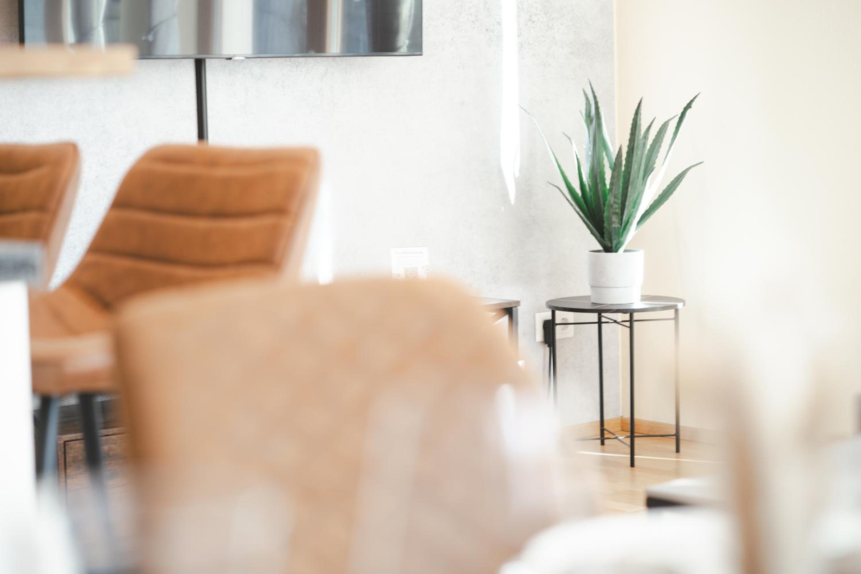 ALPSTAY Platzhirsch - Modern 2-Bedroom Family Apartment with Garden