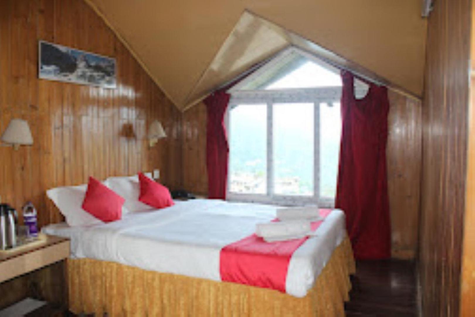 Photo 12