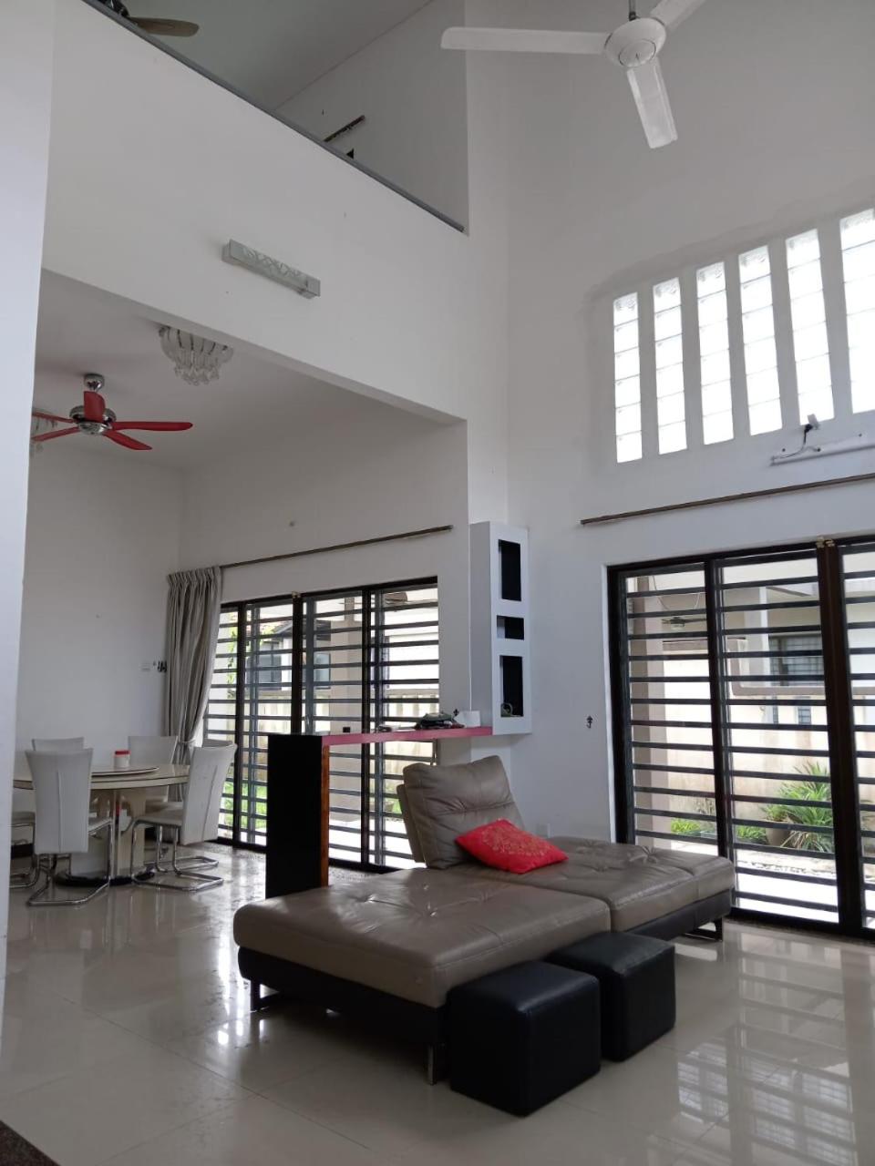 Kuantan middle of city photo 4