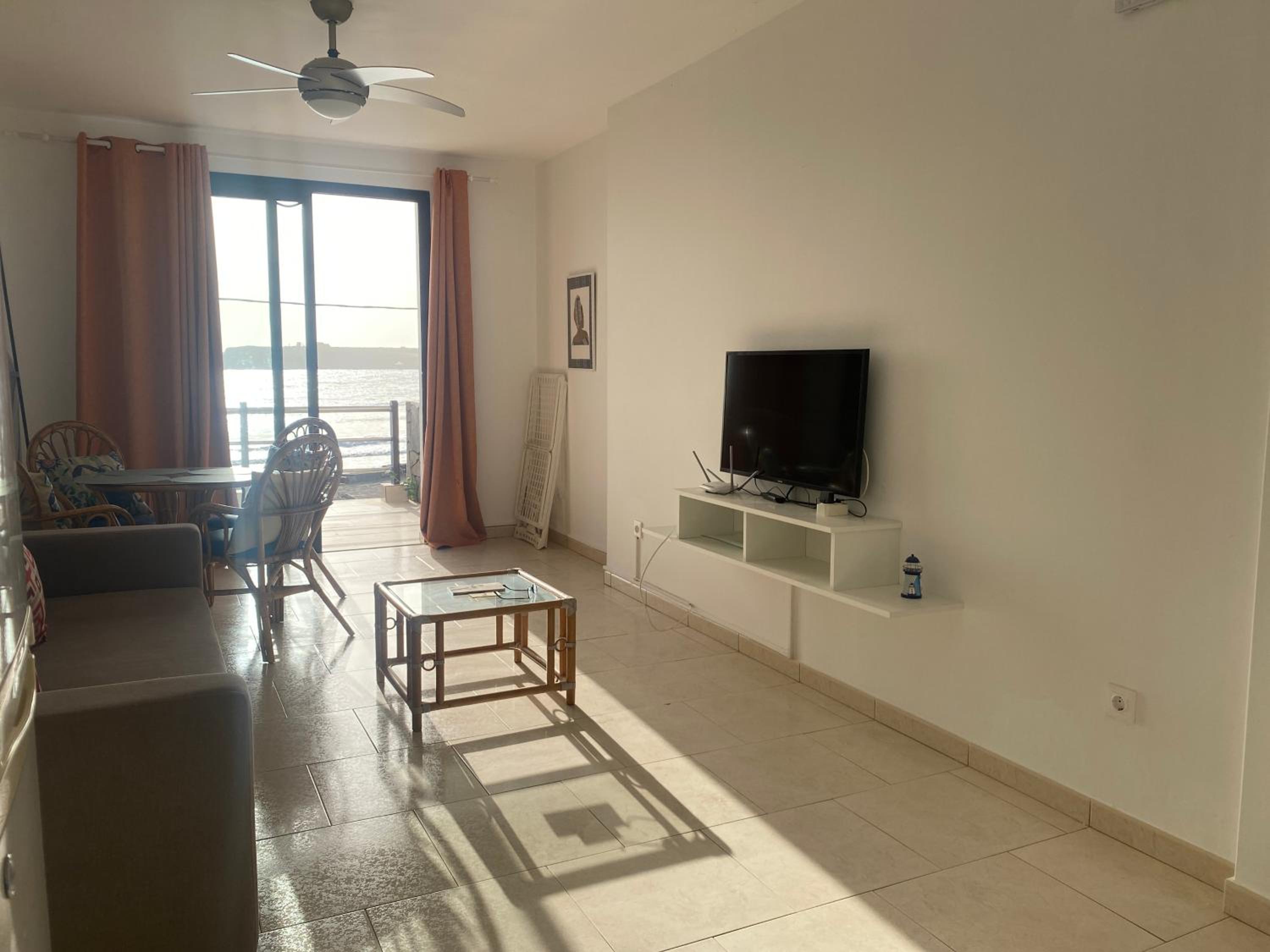 Aparthotel Praia Baixo