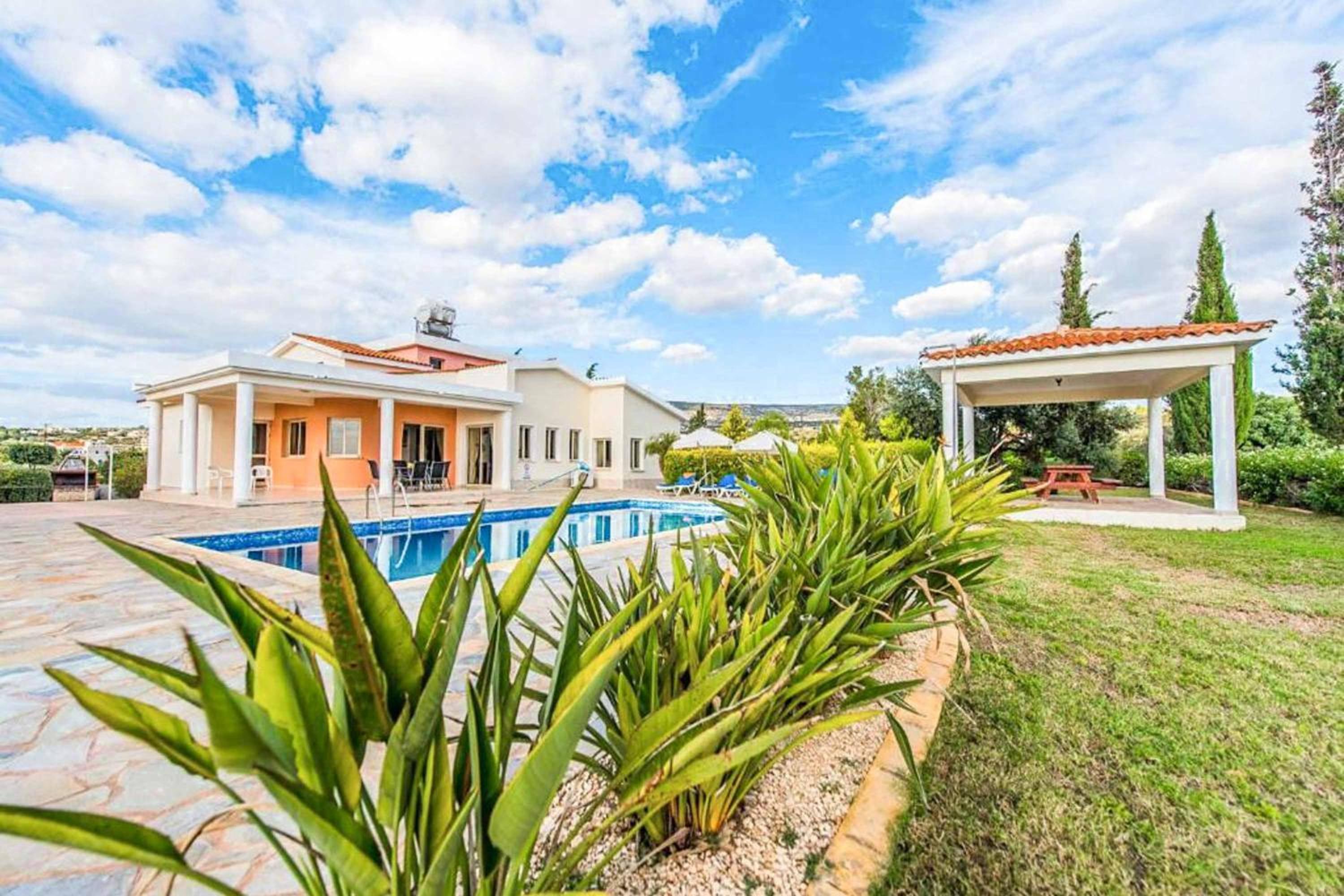 Villa Theo