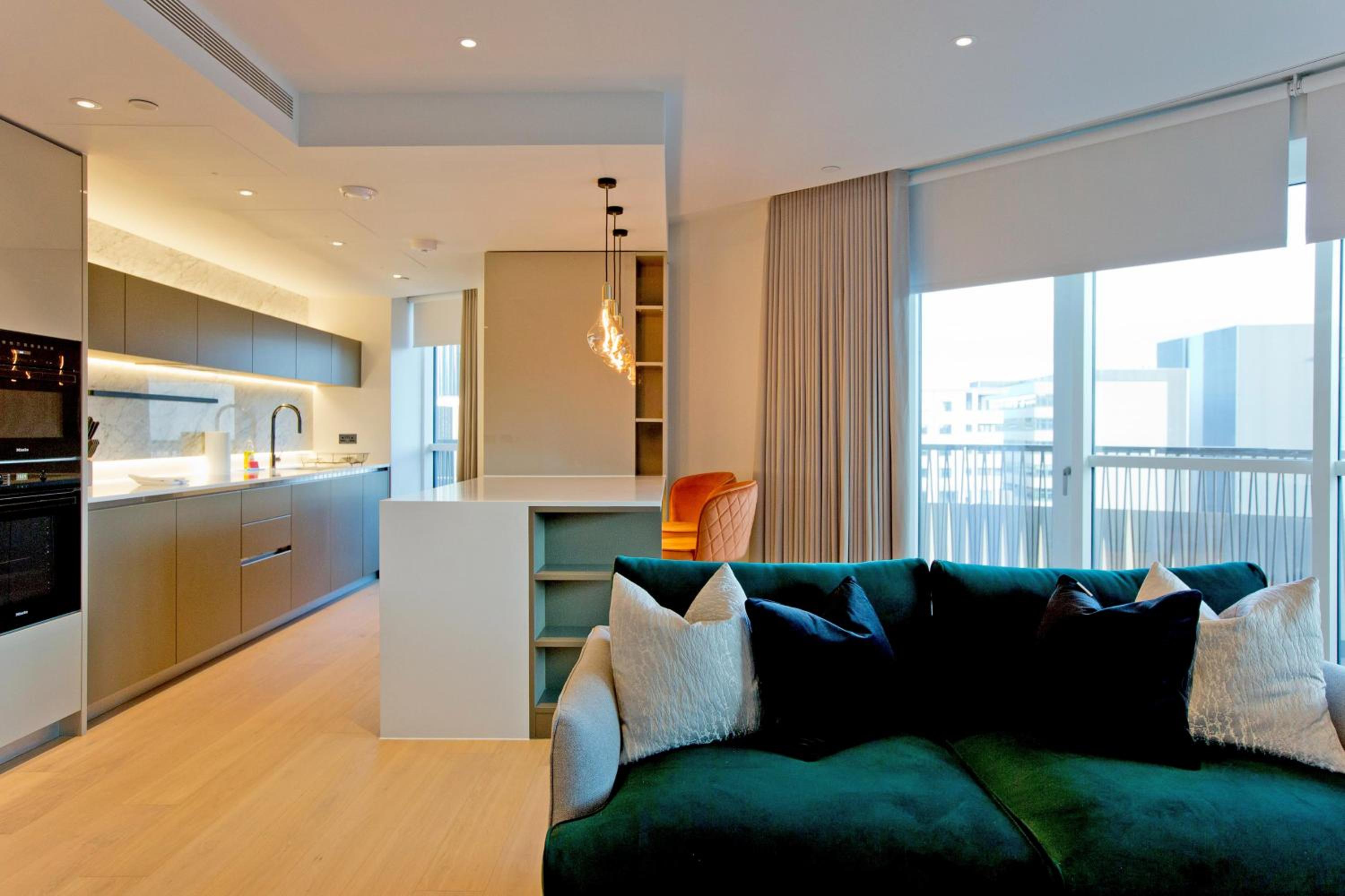 Fabulous Westfield 2 bed