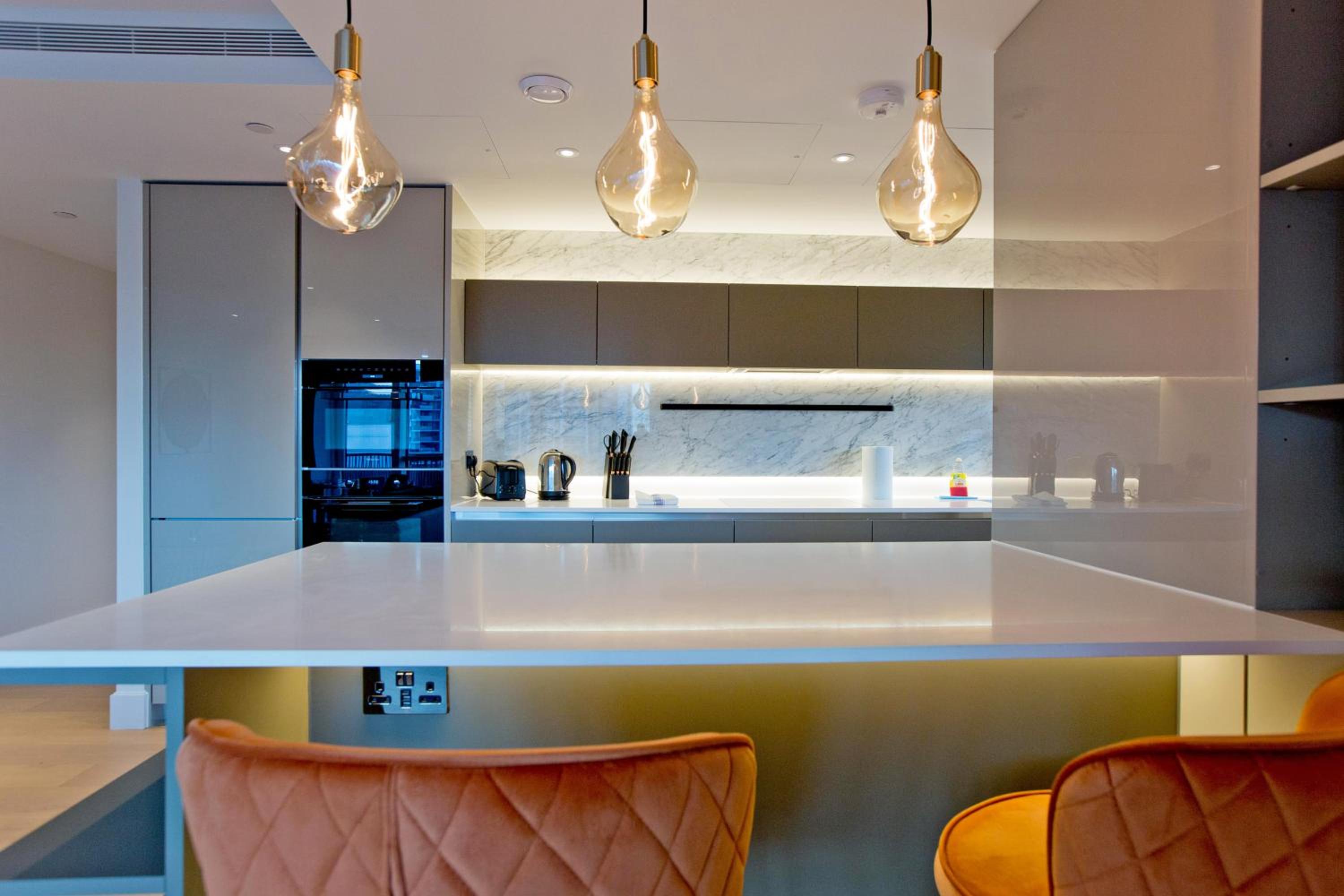 Fabulous Westfield 2 bed