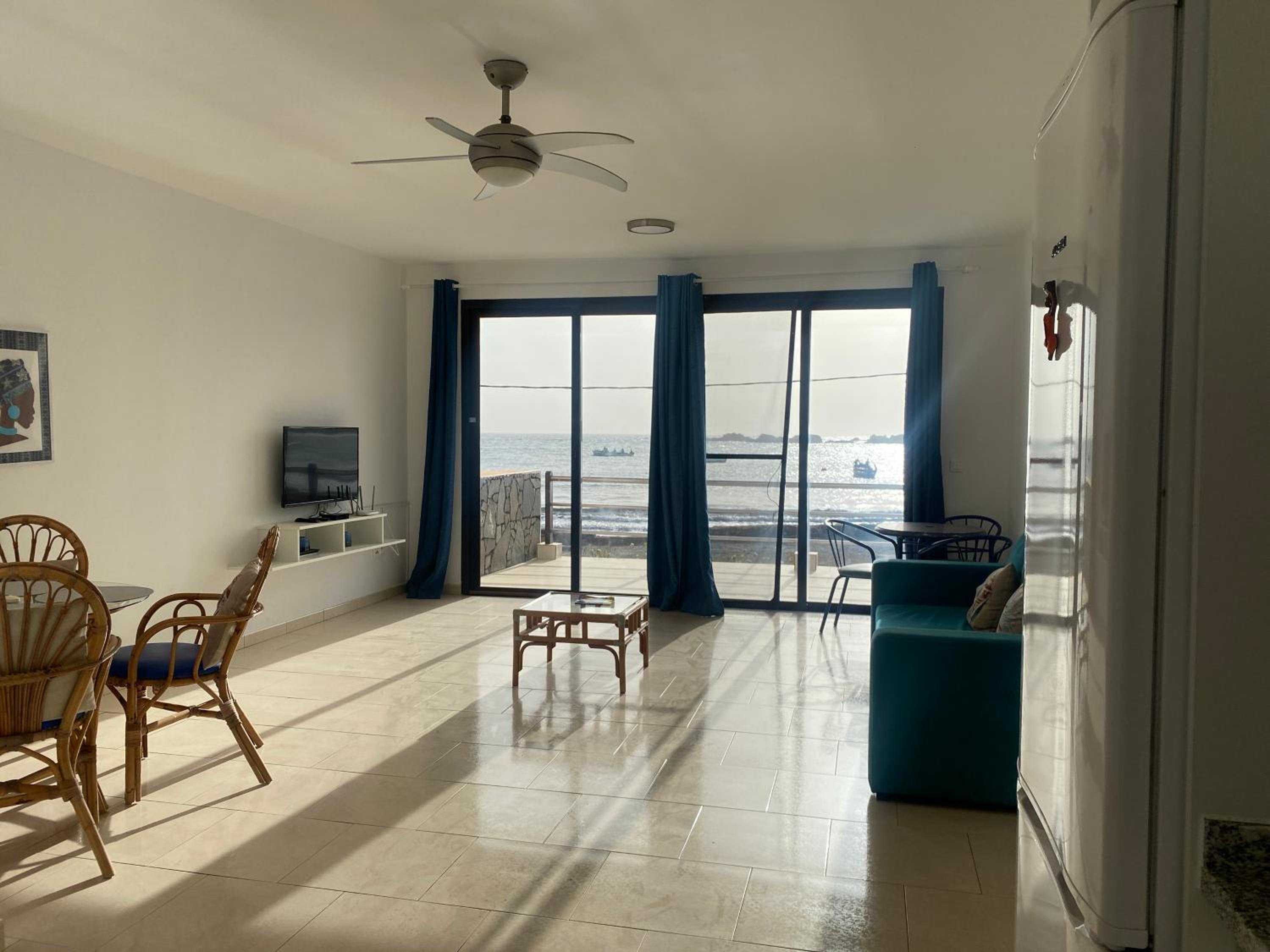 Aparthotel Praia Baixo