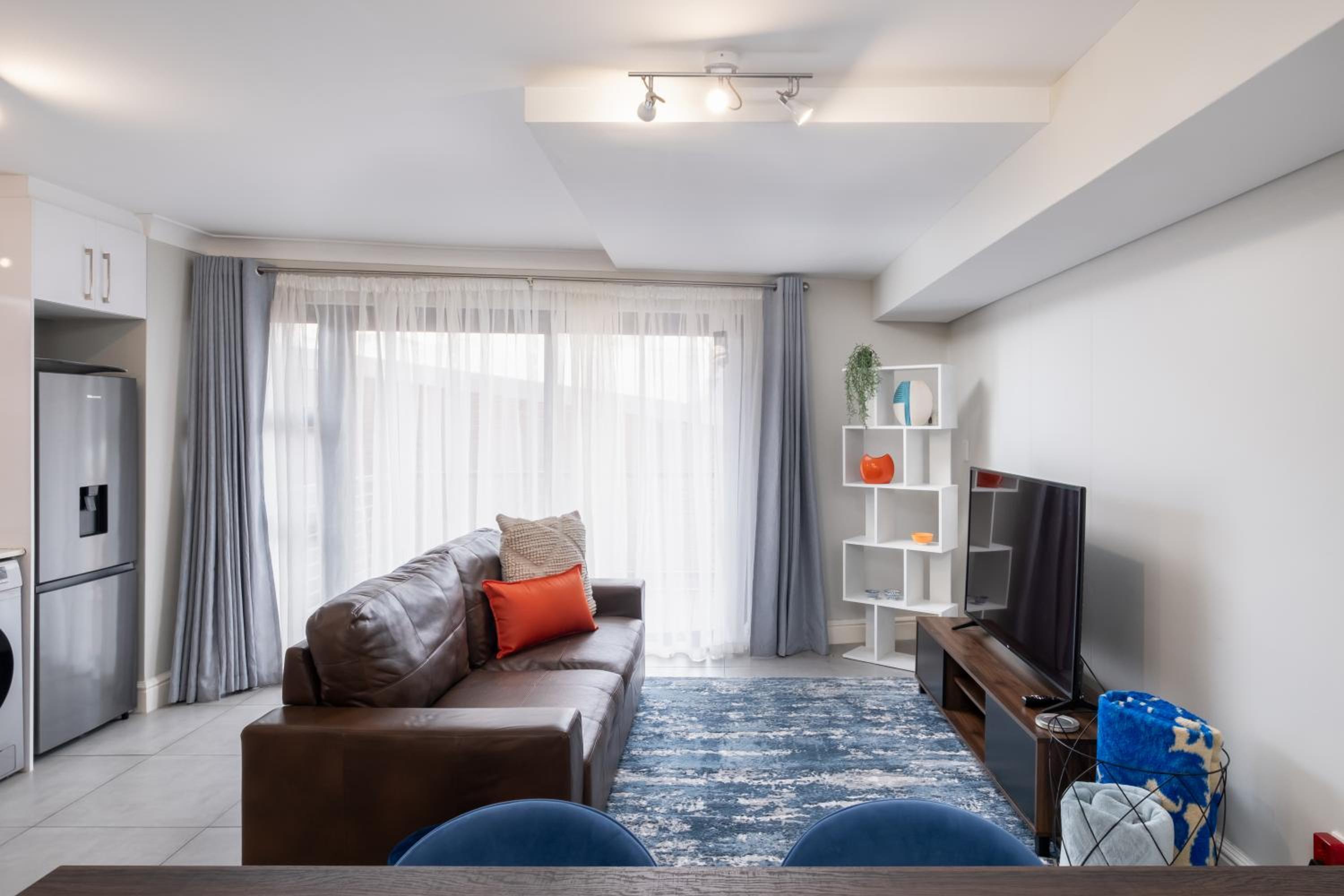 Madison Modern Oasis
