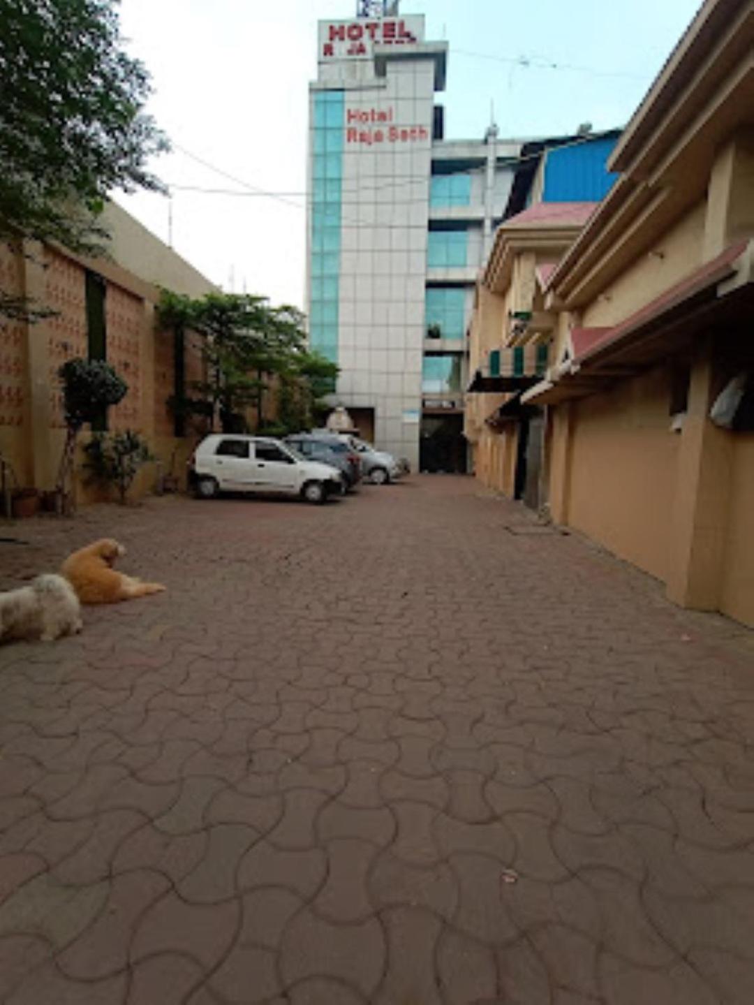 Hotel Raja Seth , Kanpur view 3