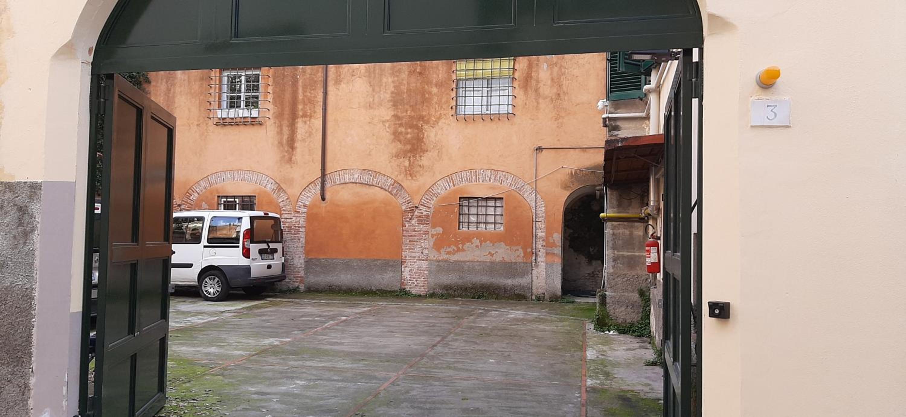 Photo 31