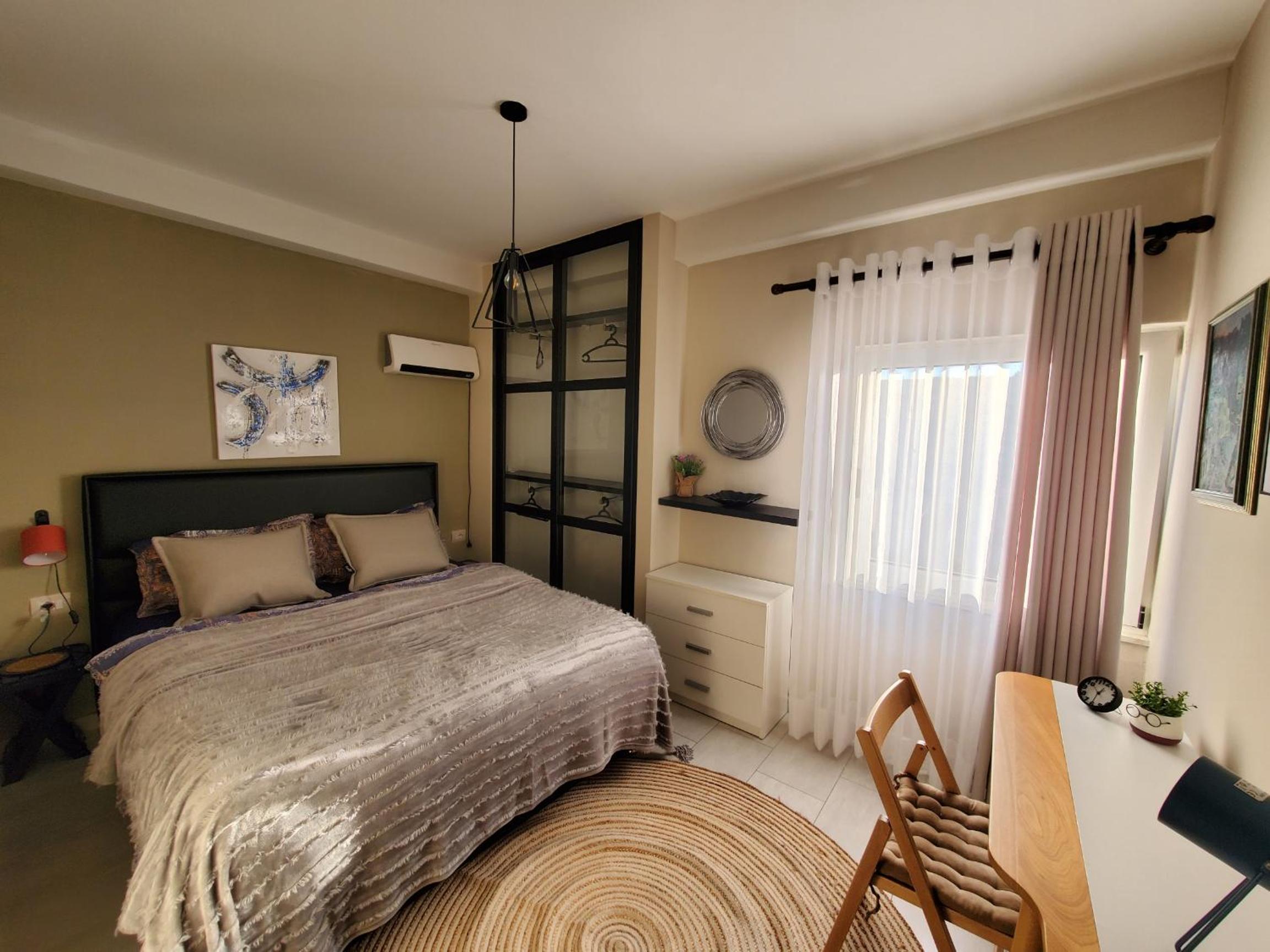 Francie's Apartment, Tirana