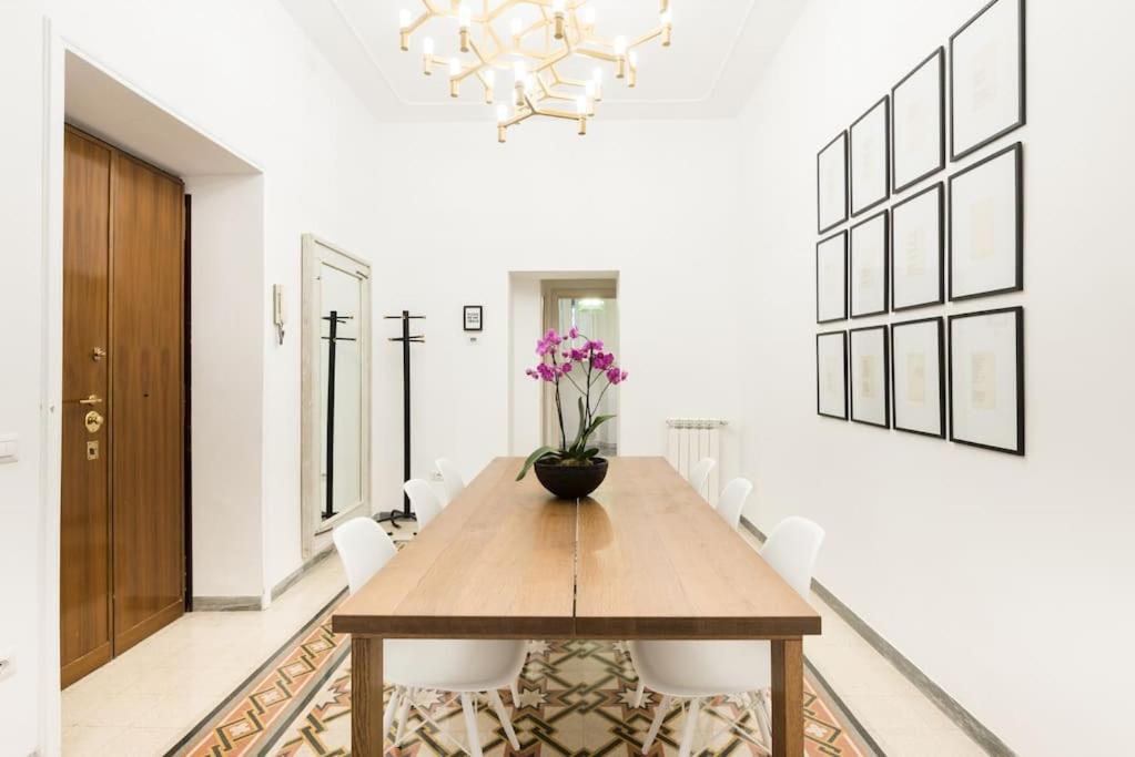 Modern Comfort, Poetic Charm