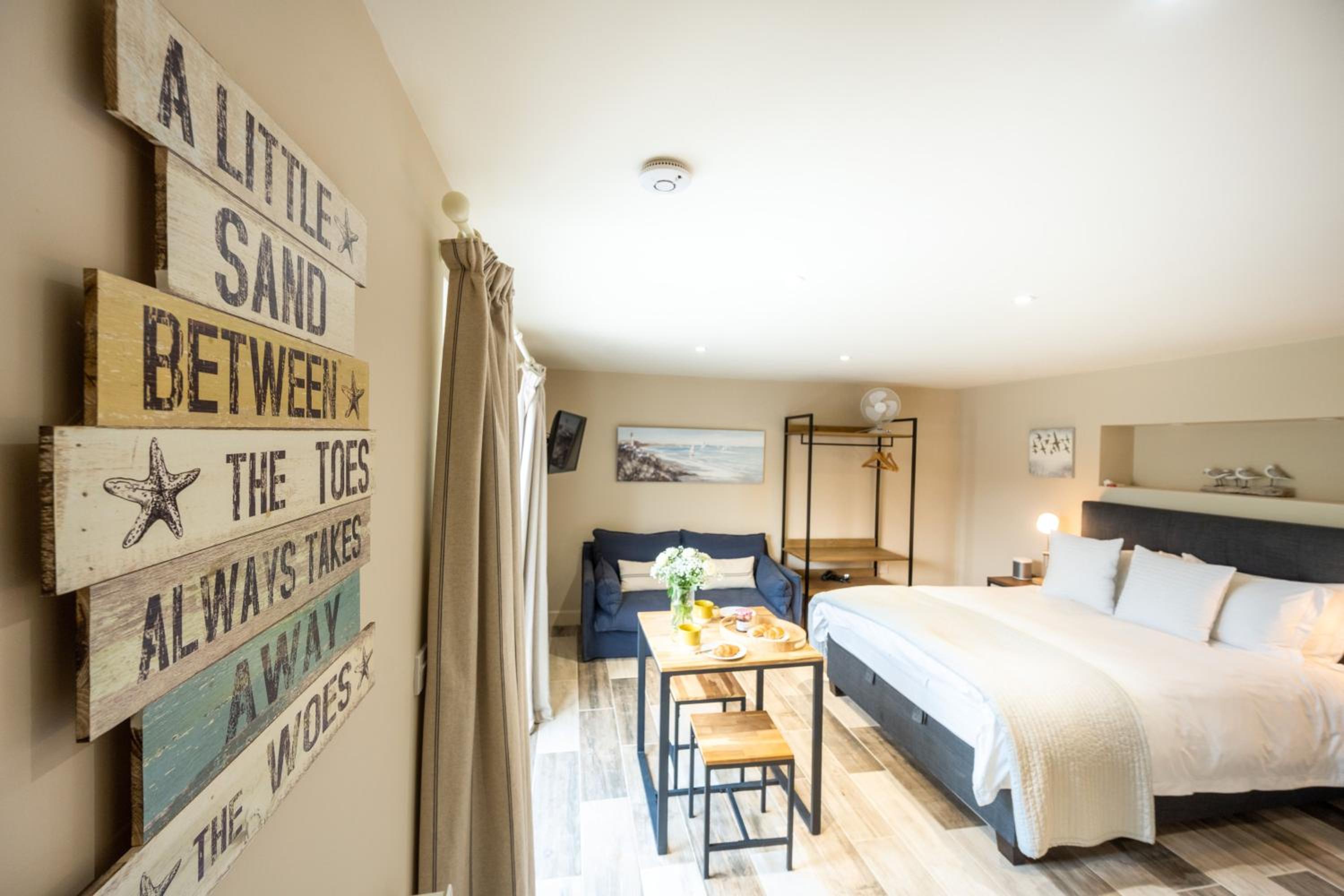 Eastgate Hideaway