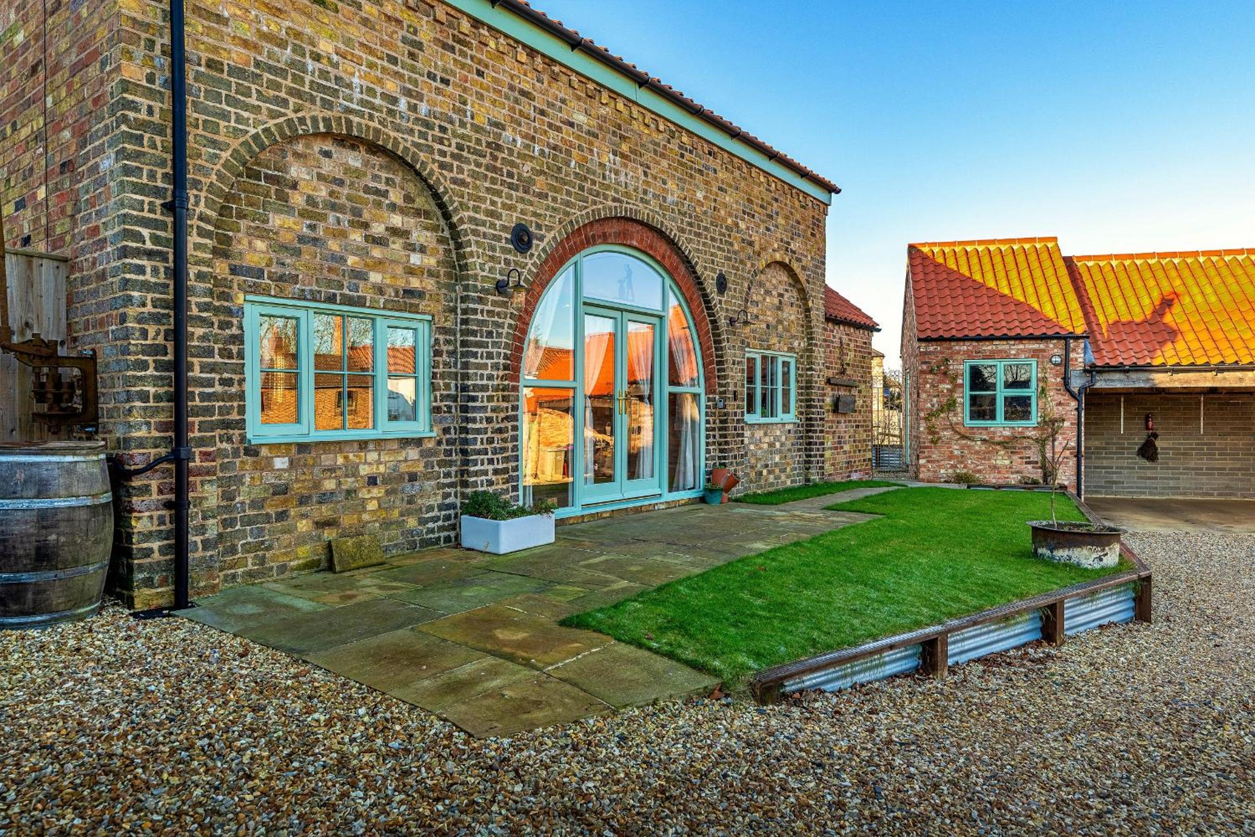 Finest Retreats - The Old Smithy view 5